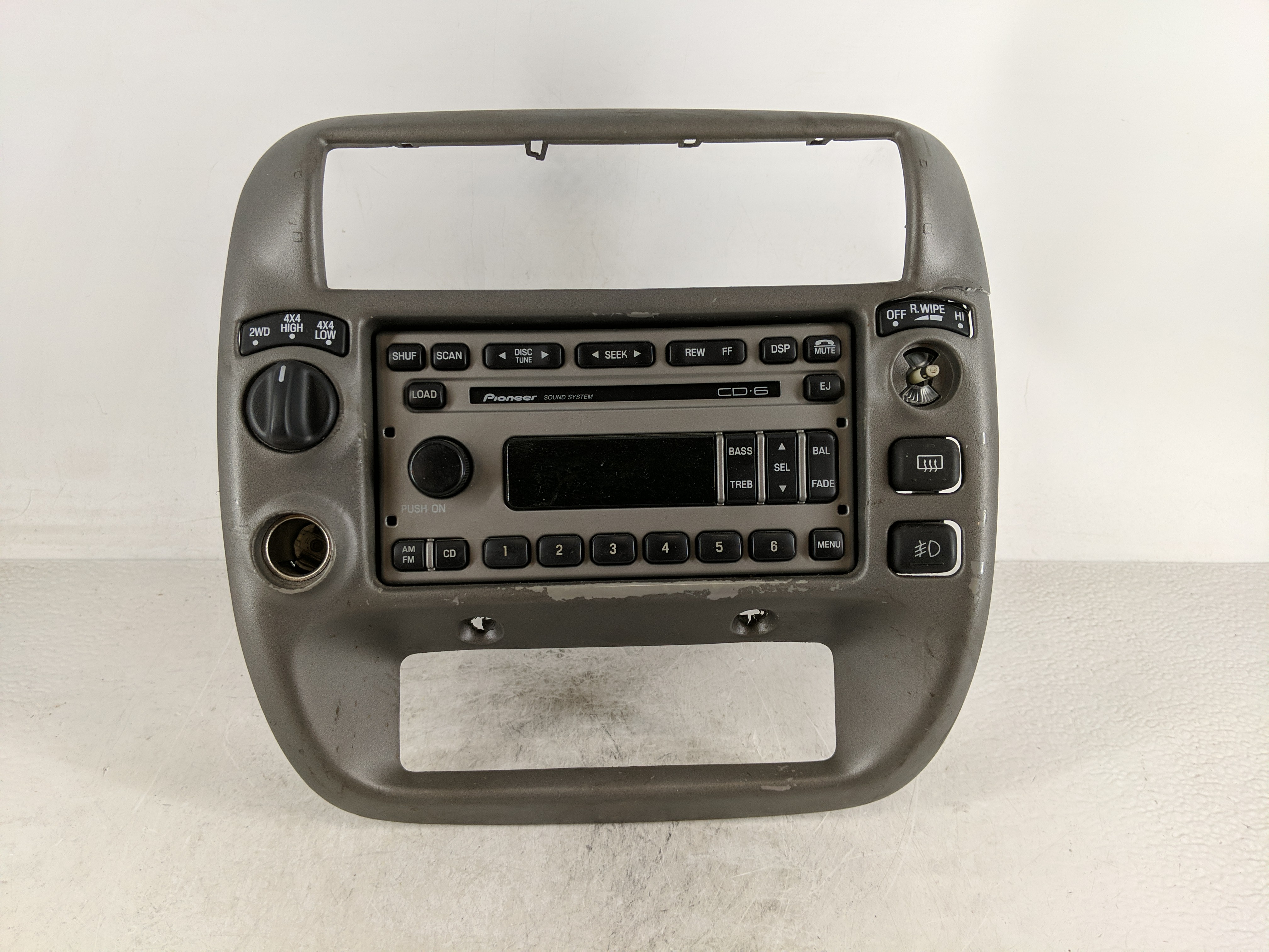Picture of Ford Explorer Am Fm Cd Player Radio Receiver 1185479