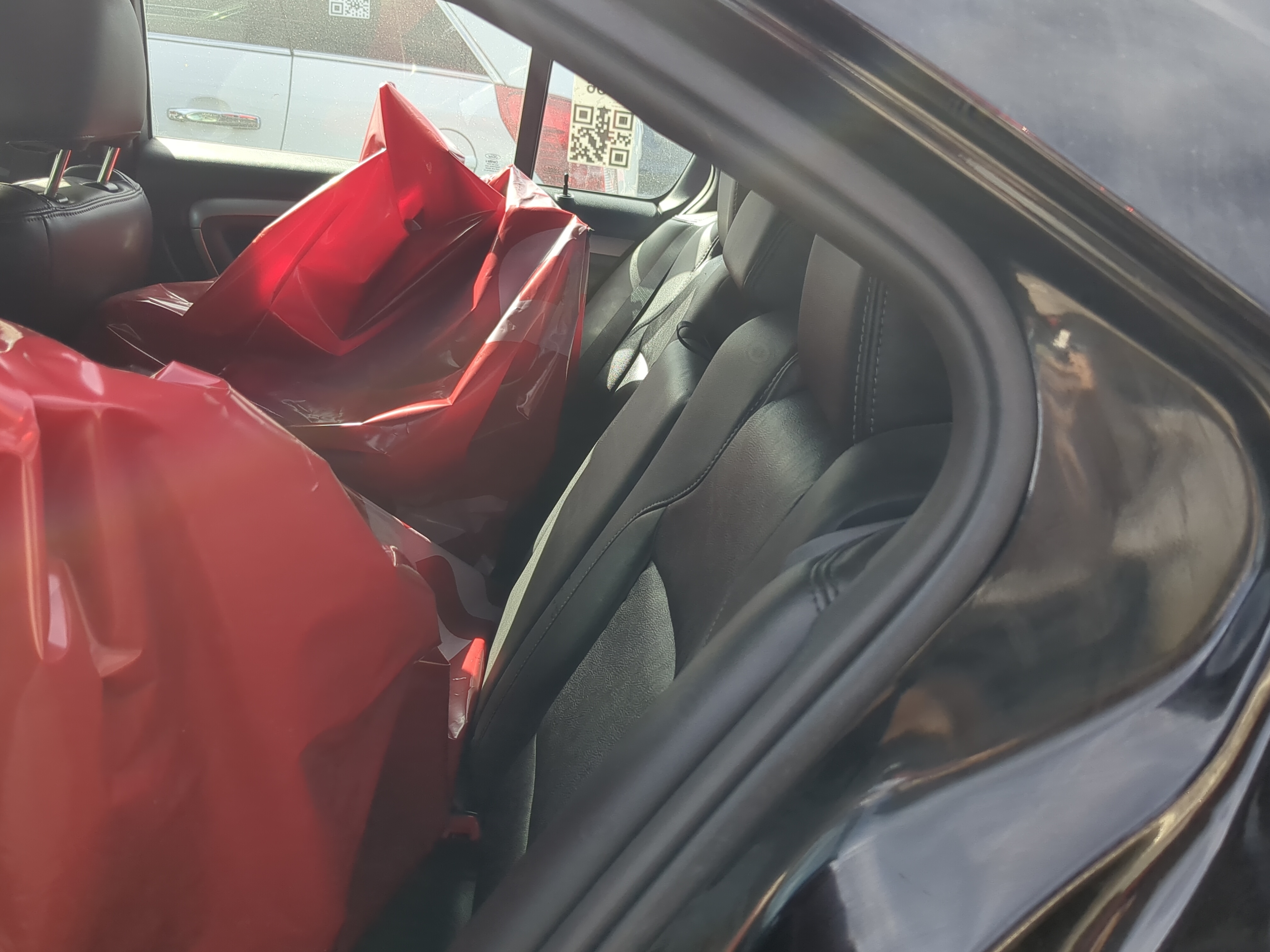 2015 Ford Taurus Rear Seat Oem 1185633 - Oemusedautoparts1.com