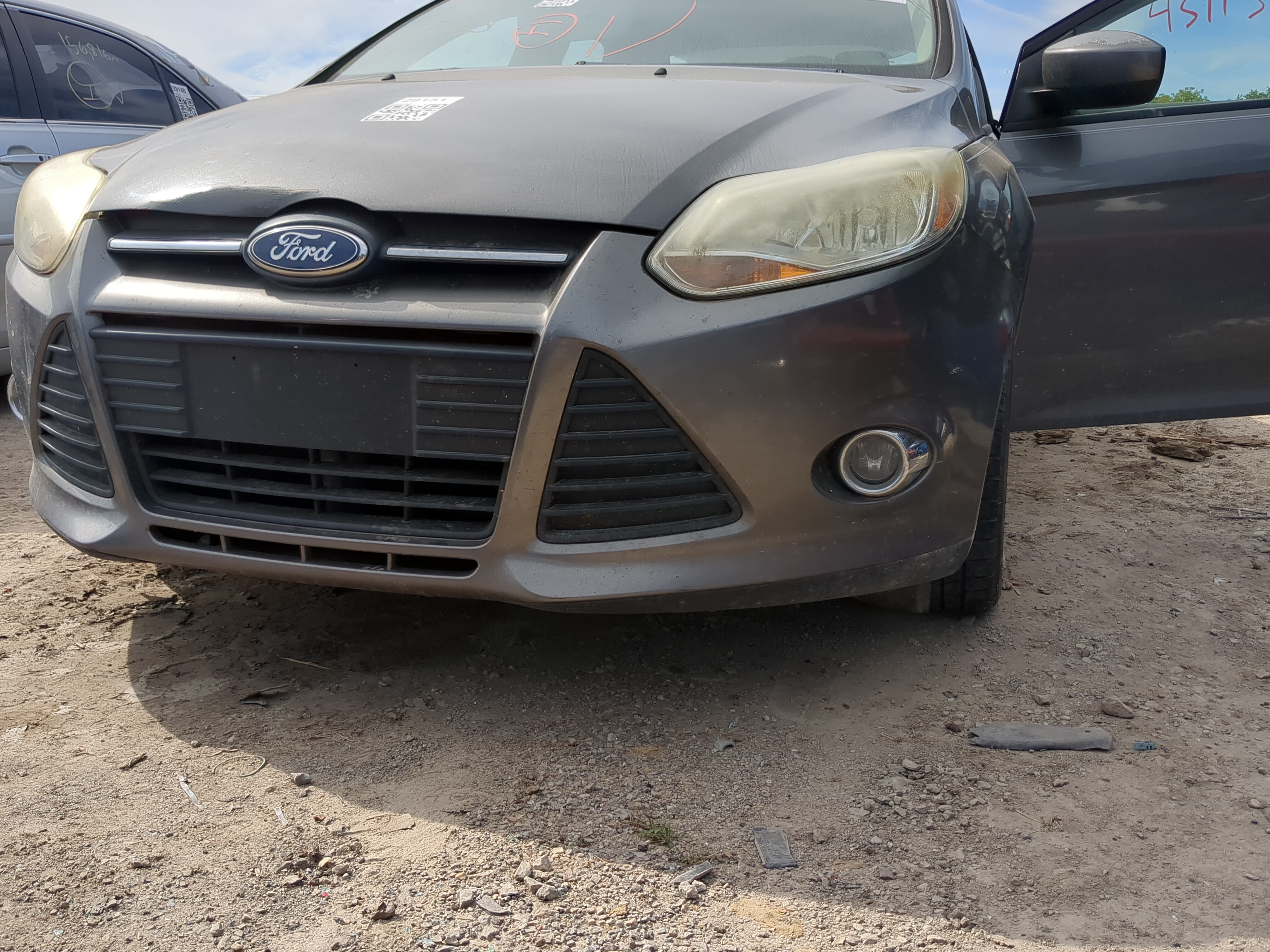 2012-2014 Ford Focus Front Bumper - Oem 1185698 - Oemusedautoparts1.com