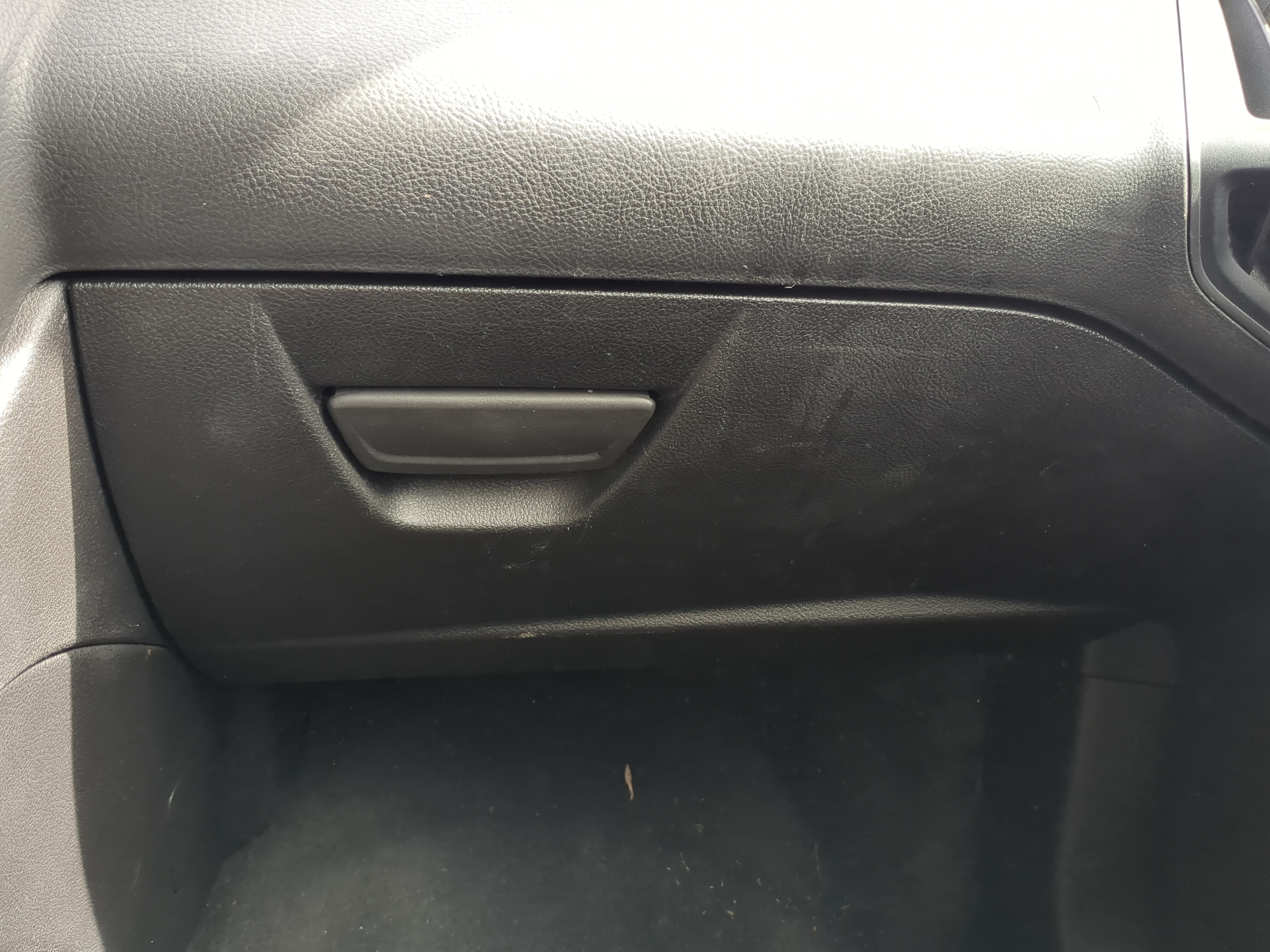 2012 Ford Focus Passenger Glove Box Door Storage Compartment 1185824 - Oemusedautoparts1.com