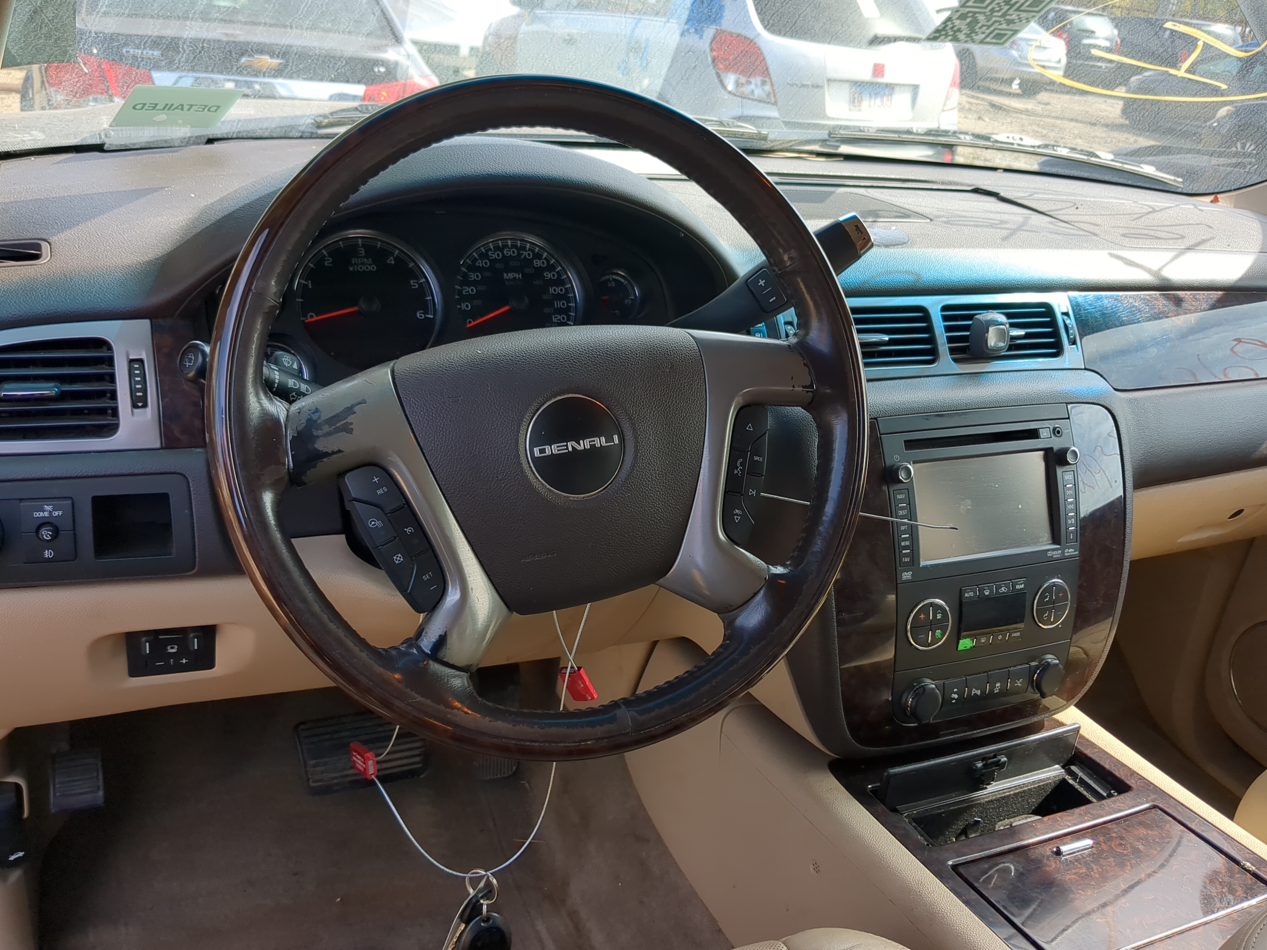 2013-2014 Gmc Yukon Xl 1500 Air Bag Driver Left Steering Wheel Mounted 1186084 - Oemusedautoparts1.com