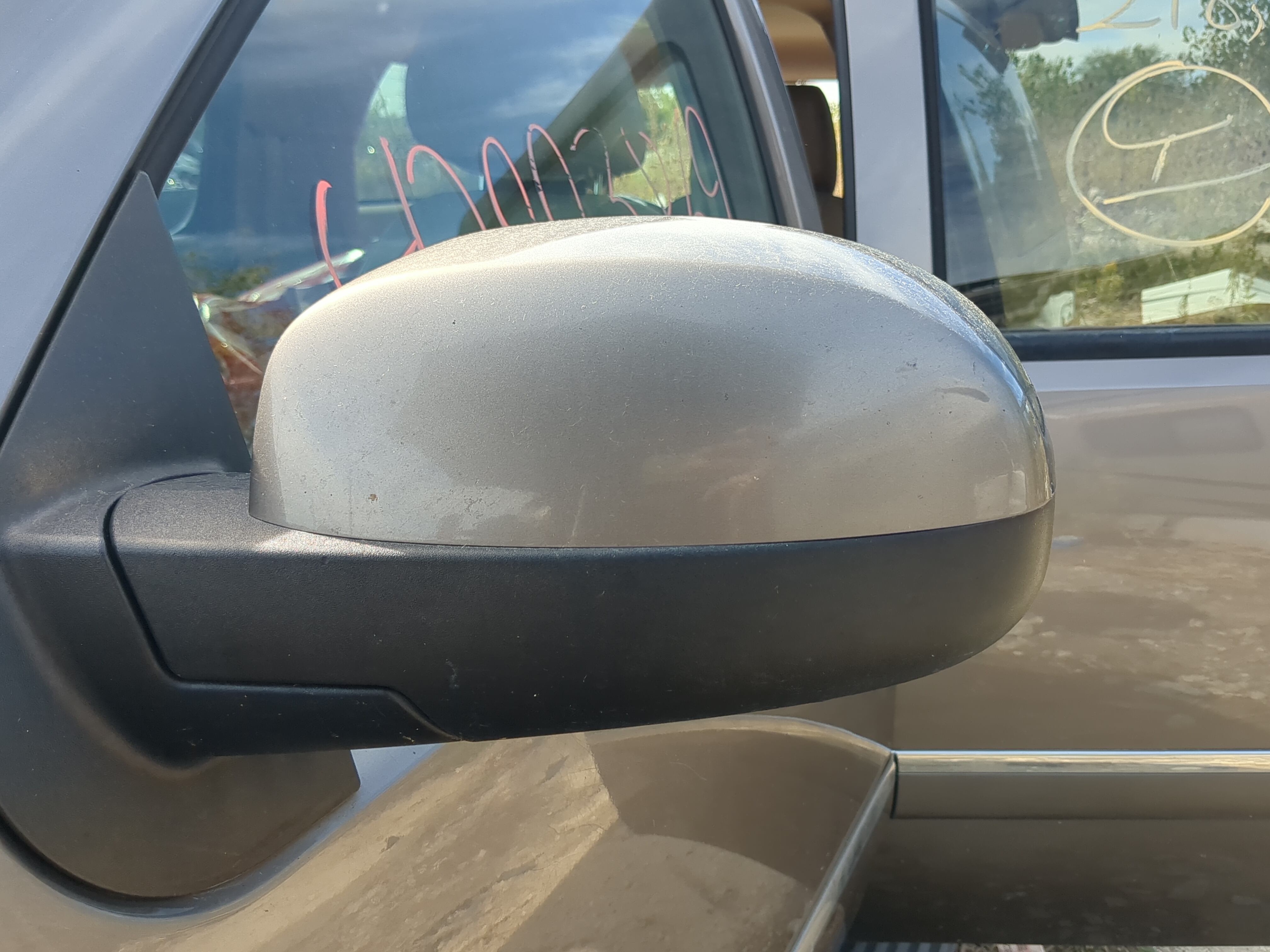Picture of 2009-2014 Gmc Yukon Xl 1500 Driver Left Side View Power Door Mirror 1186160