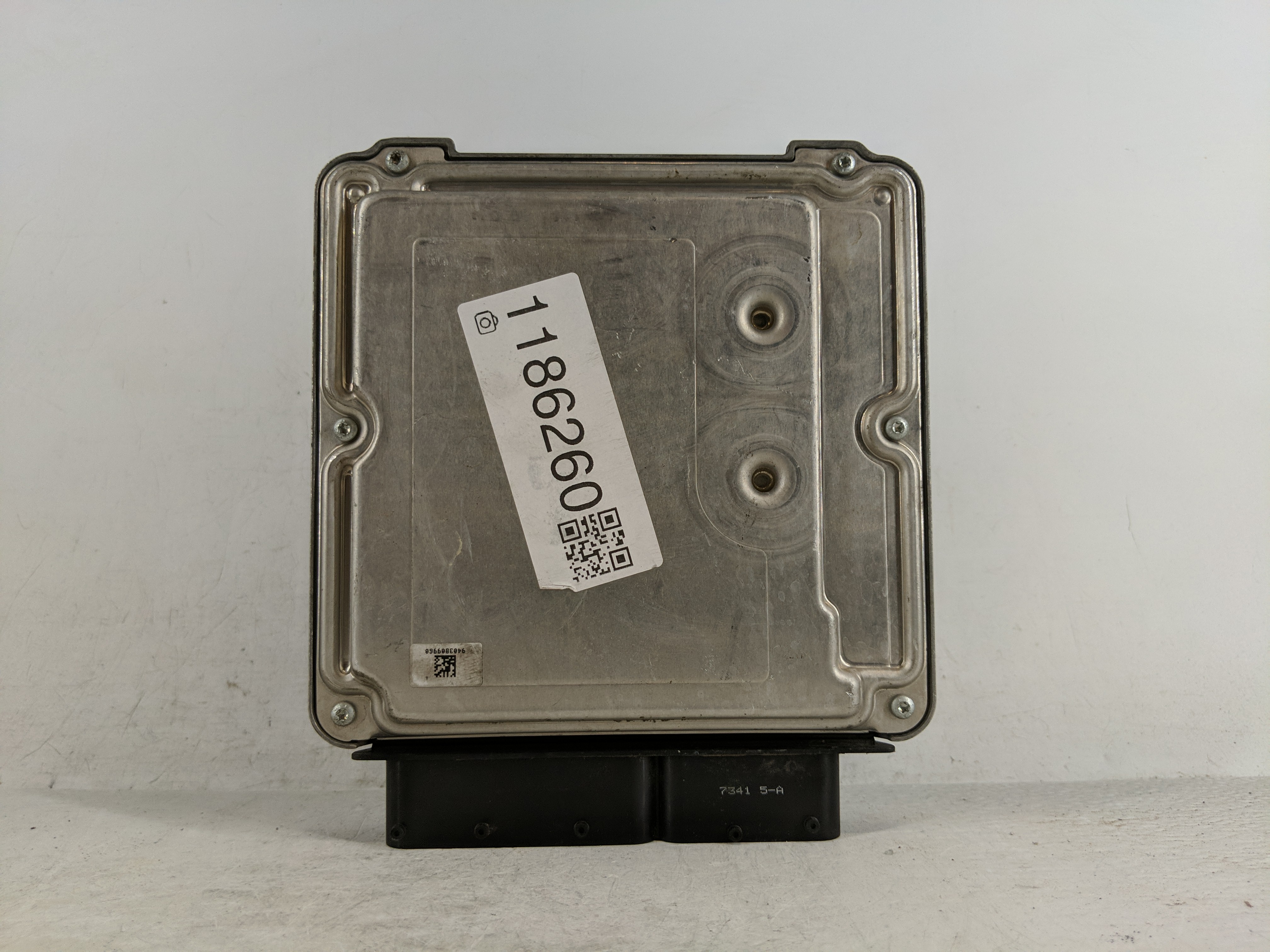Picture of 2011-2012 Volkswagen Touareg Engine Control Computer Ecu Pcm Ecm Pcu Oem 1186260
