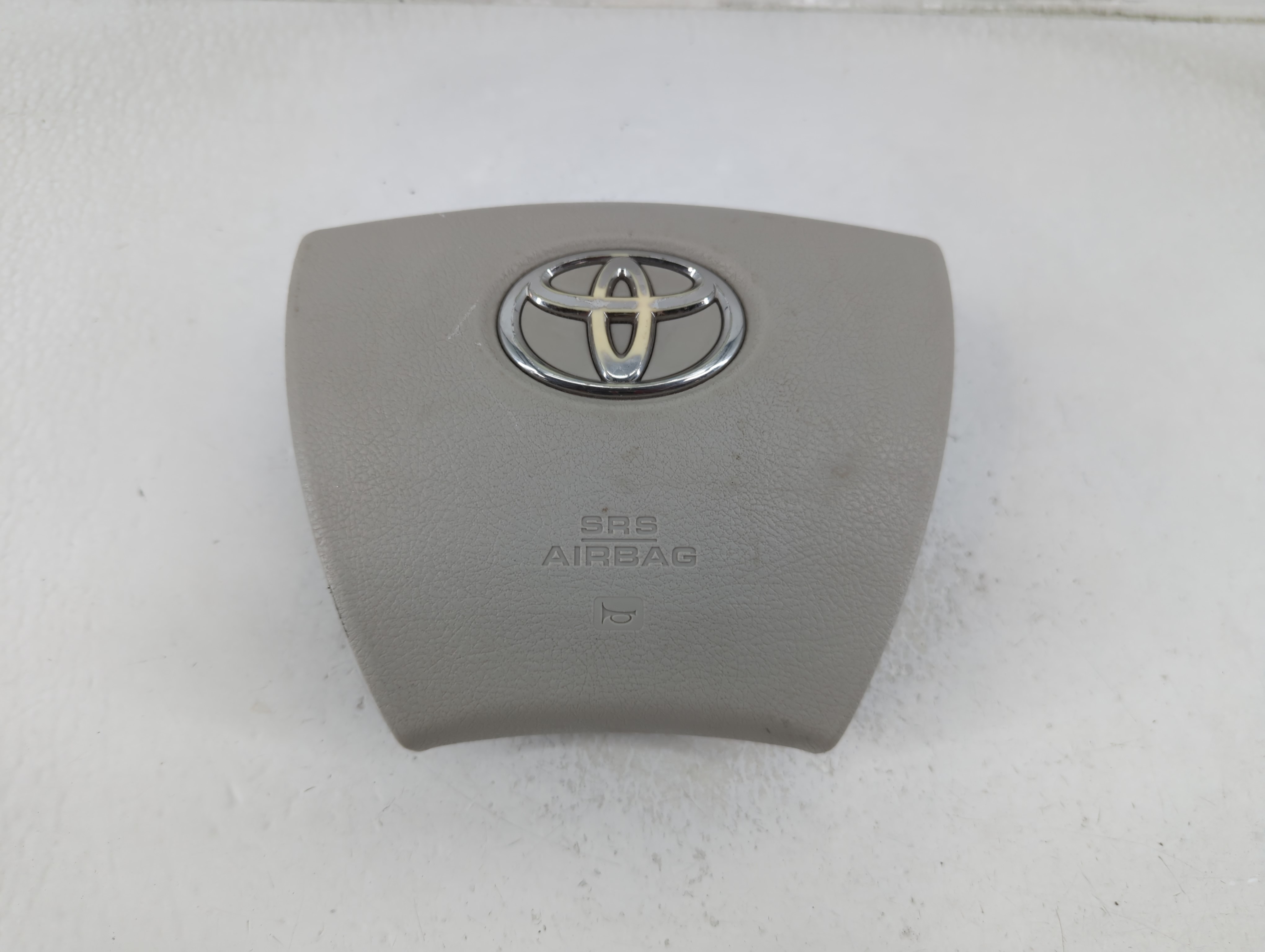 2011-2011 Toyota Sienna Air Bag Driver Left Steering Wheel Mounted 1186272 - Oemusedautoparts1.com