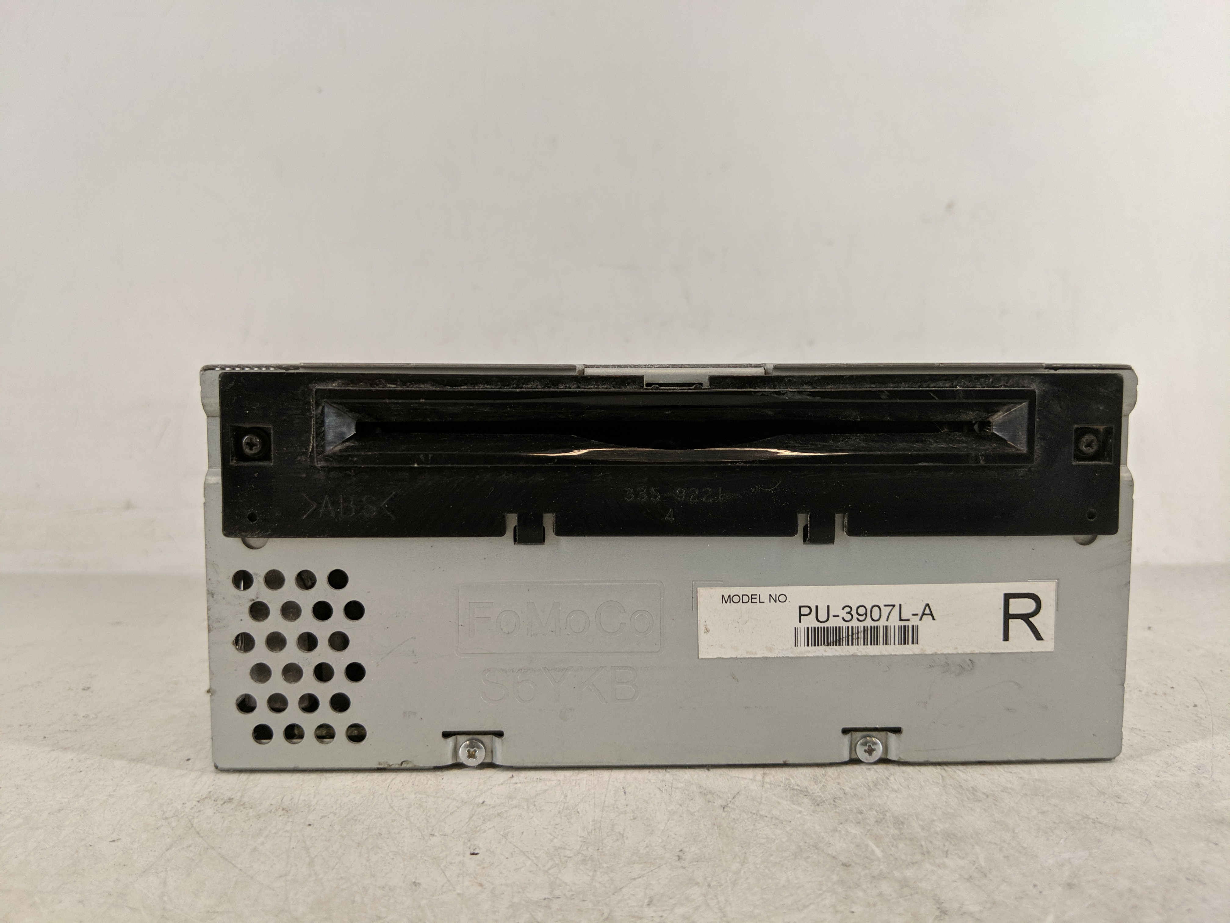 Picture of 2015-2018 Ford Edge Am Fm Cd Player Radio Receiver 1186286