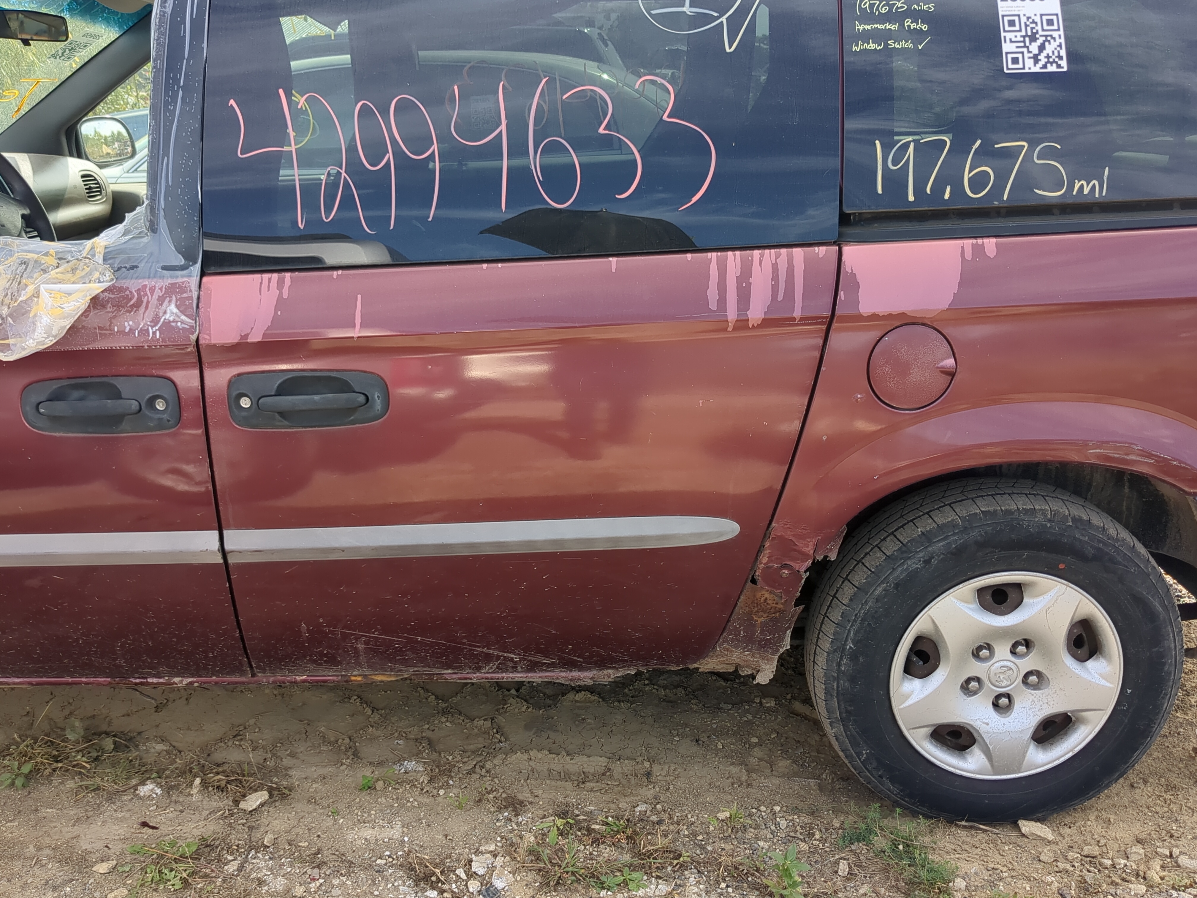 2001-2007 Dodge Caravan Driver Rear Door Oem 1186582 - Oemusedautoparts1.com