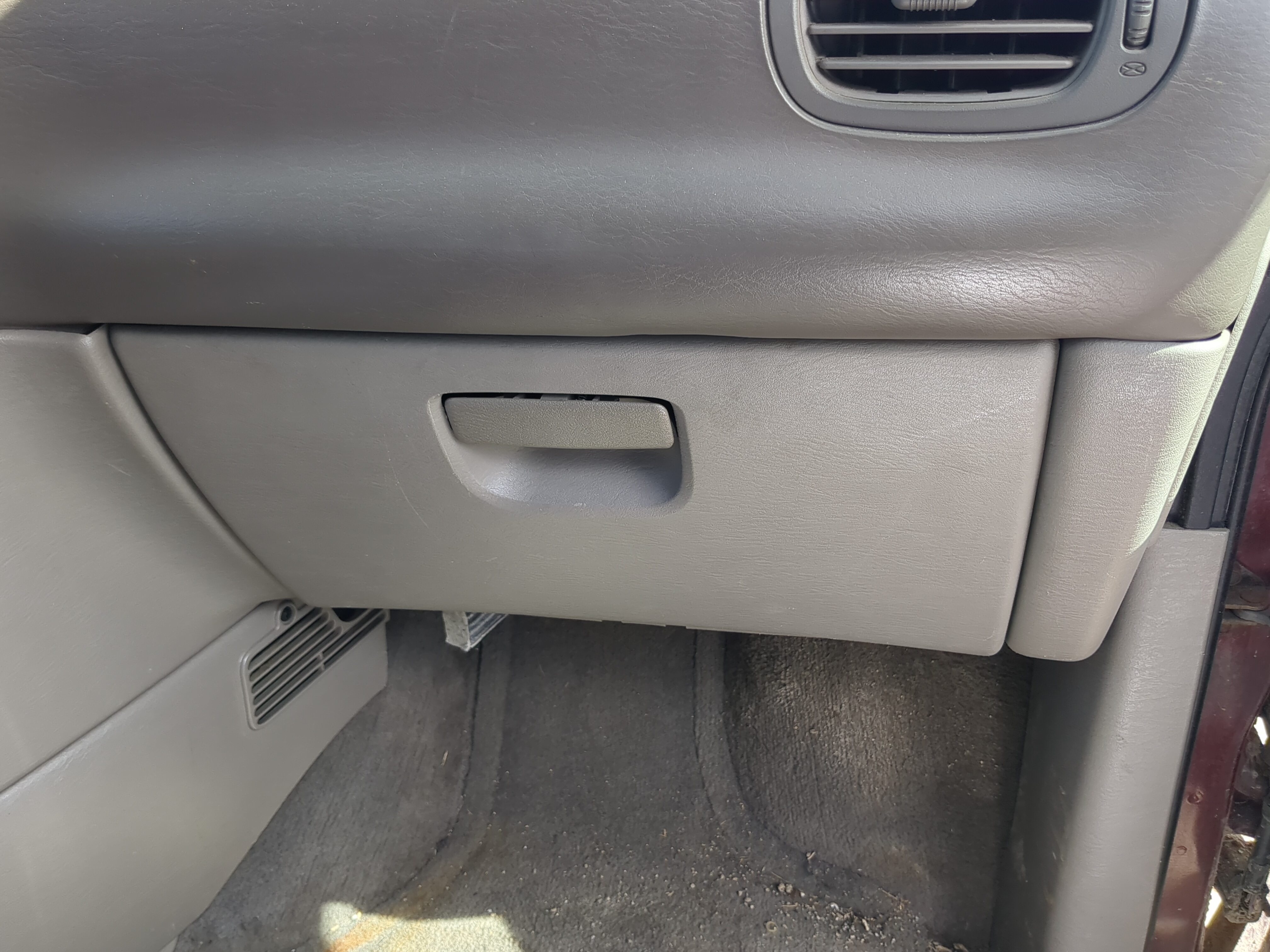 2001 Dodge Caravan Passenger Glove Box Door Storage Compartment 1186641 - Oemusedautoparts1.com