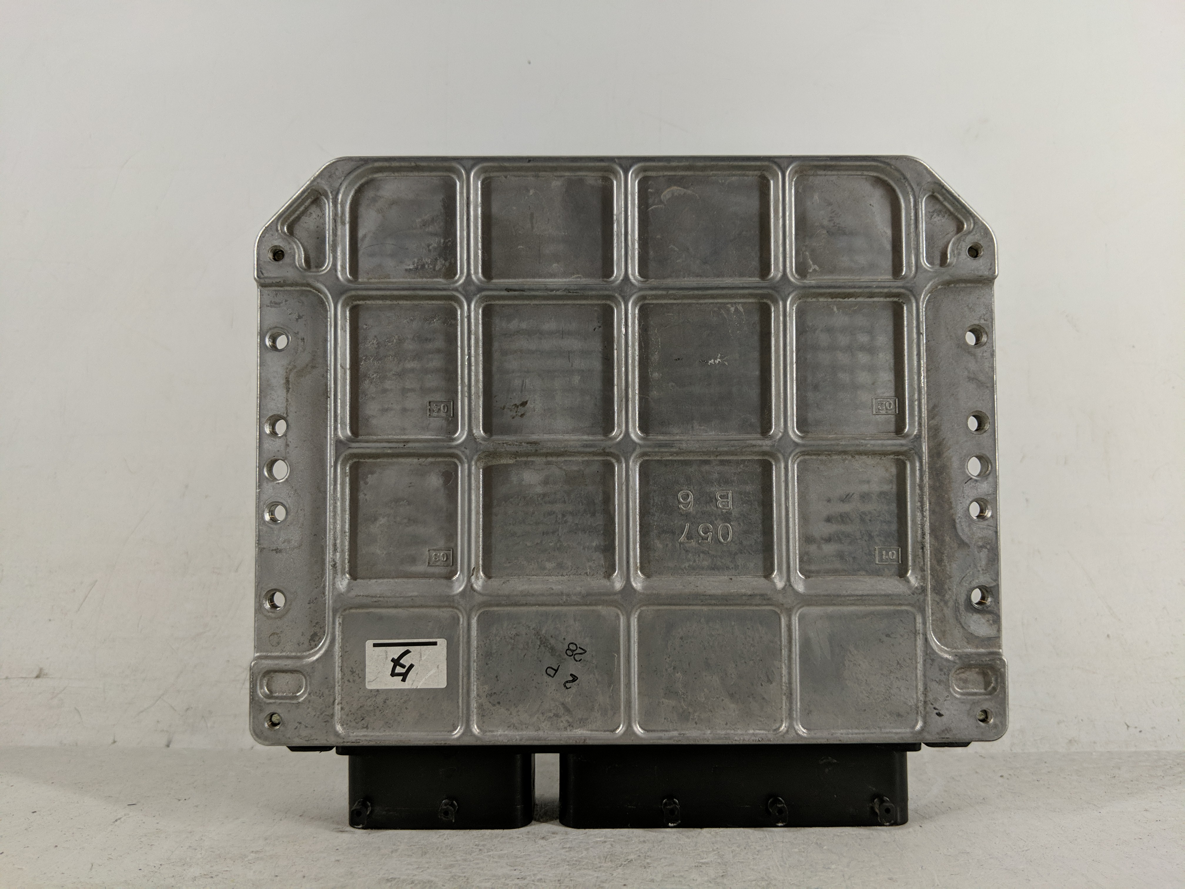 Picture of 2011-2012 Lexus Ct200h Engine Control Computer Ecu Pcm Ecm Pcu Oem 1186666