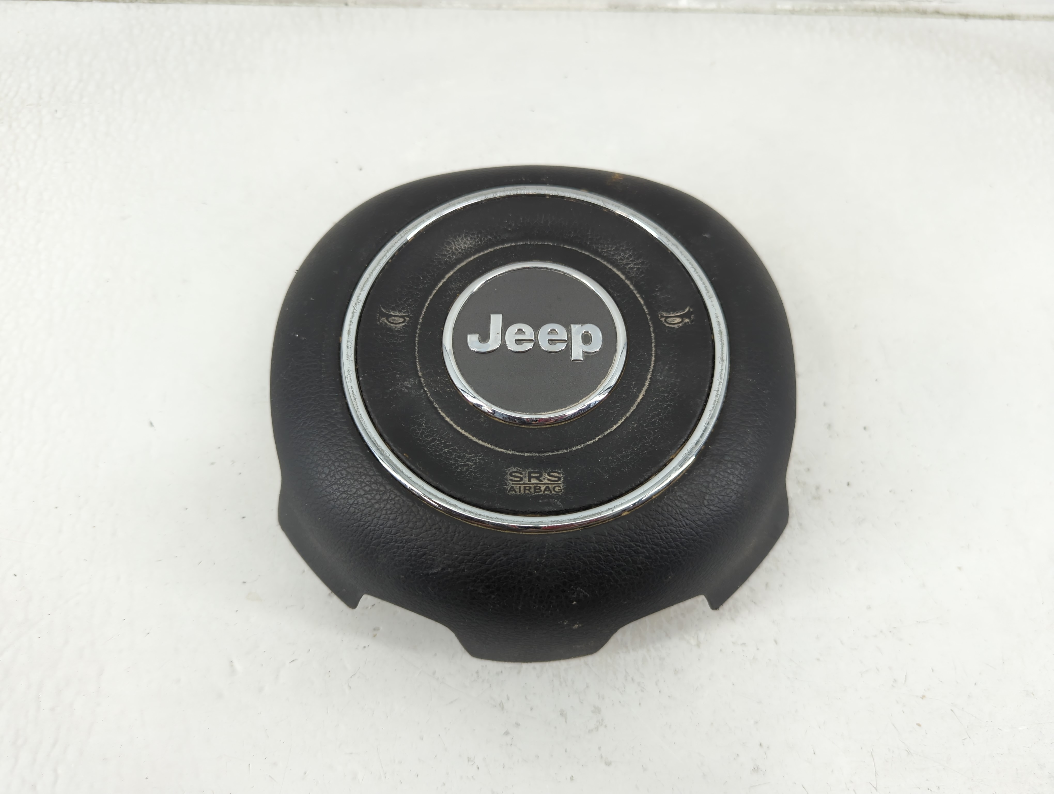 2015-2018 Jeep Renegade Air Bag Driver Left Steering Wheel Mounted 1186685 - Oemusedautoparts1.com