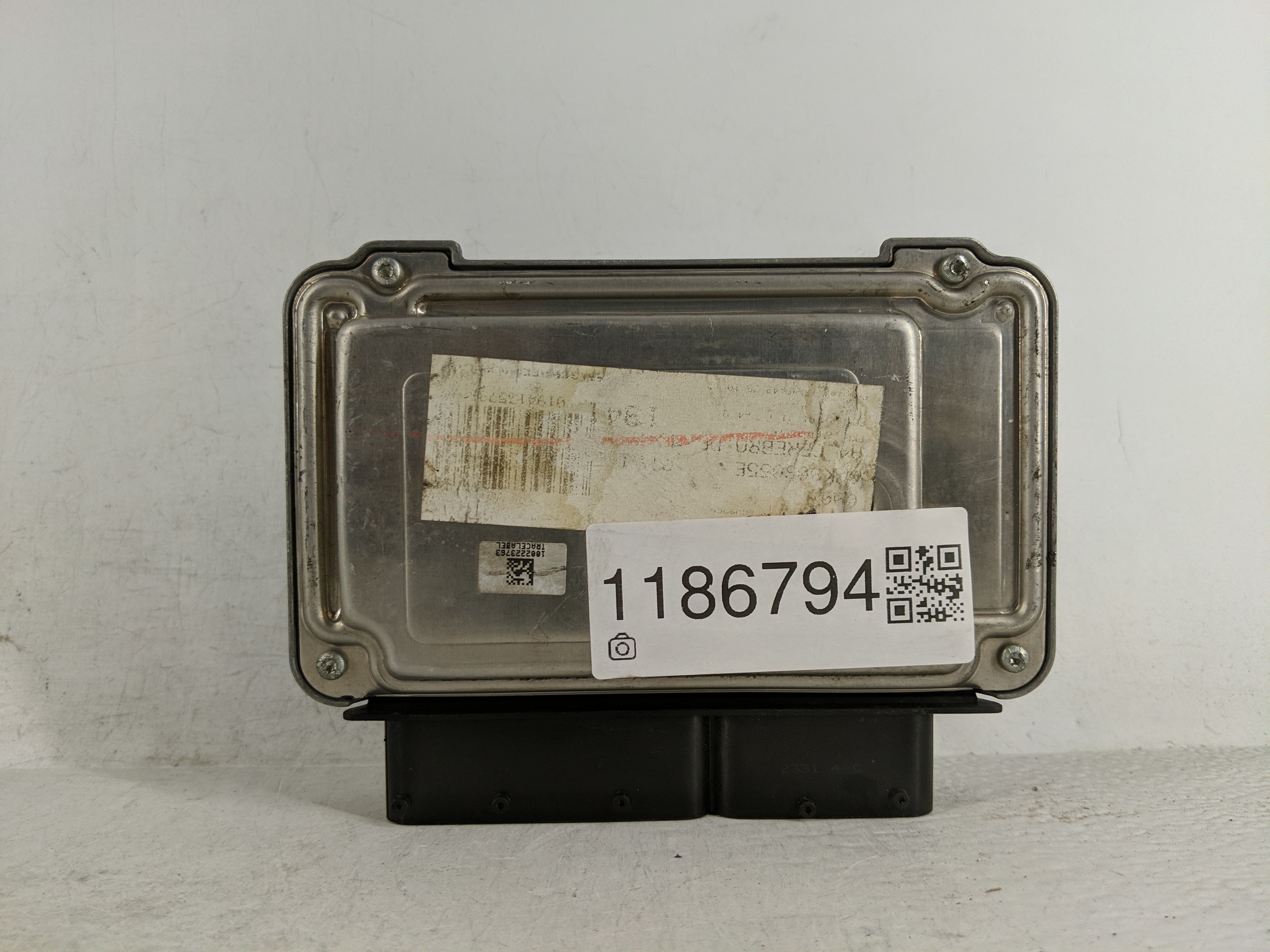 Picture of 2012-2014 Volkswagen Beetle Engine Control Computer Ecu Pcm Ecm Pcu Oem 1186794