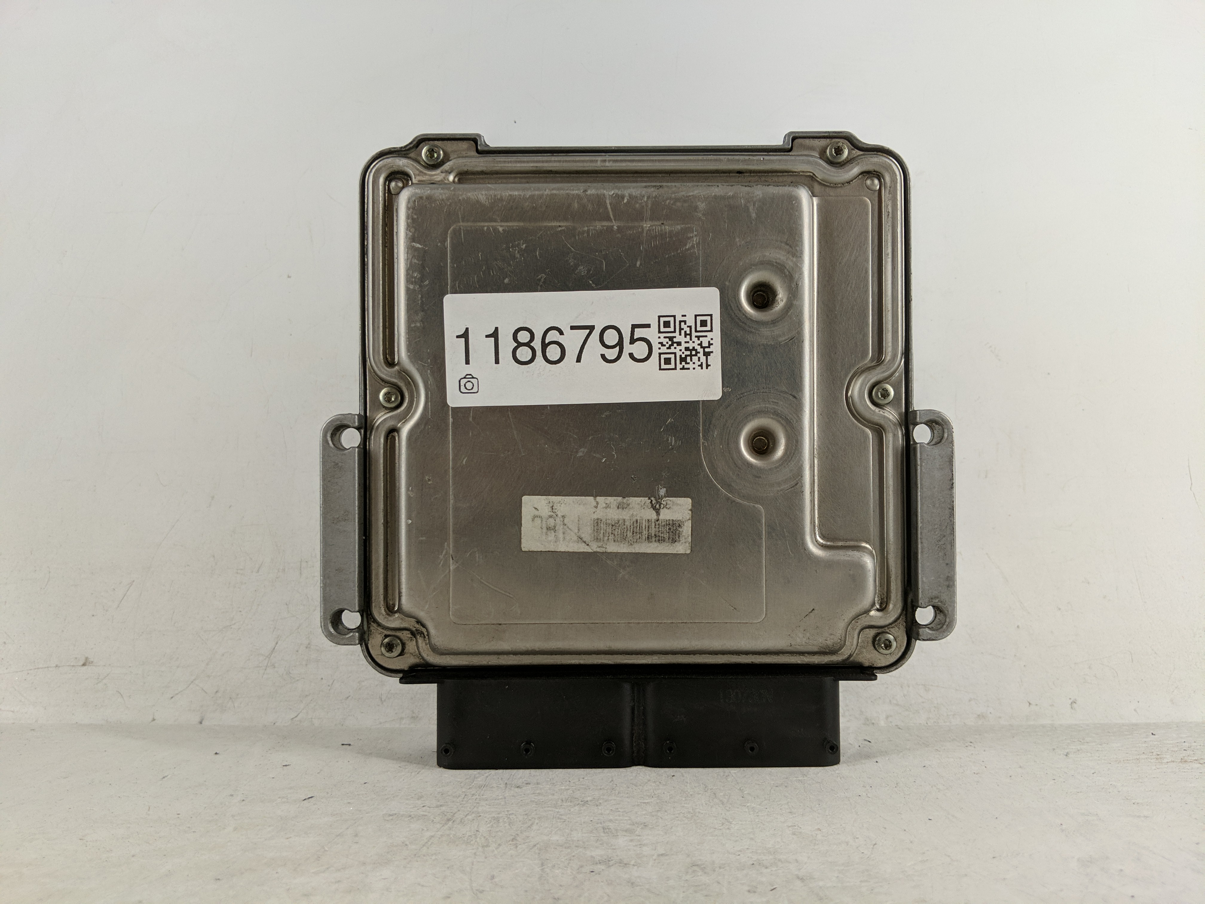 Picture of 2013-2013 Hyundai Veloster Engine Control Computer Ecu Pcm Ecm Pcu Oem 1186795