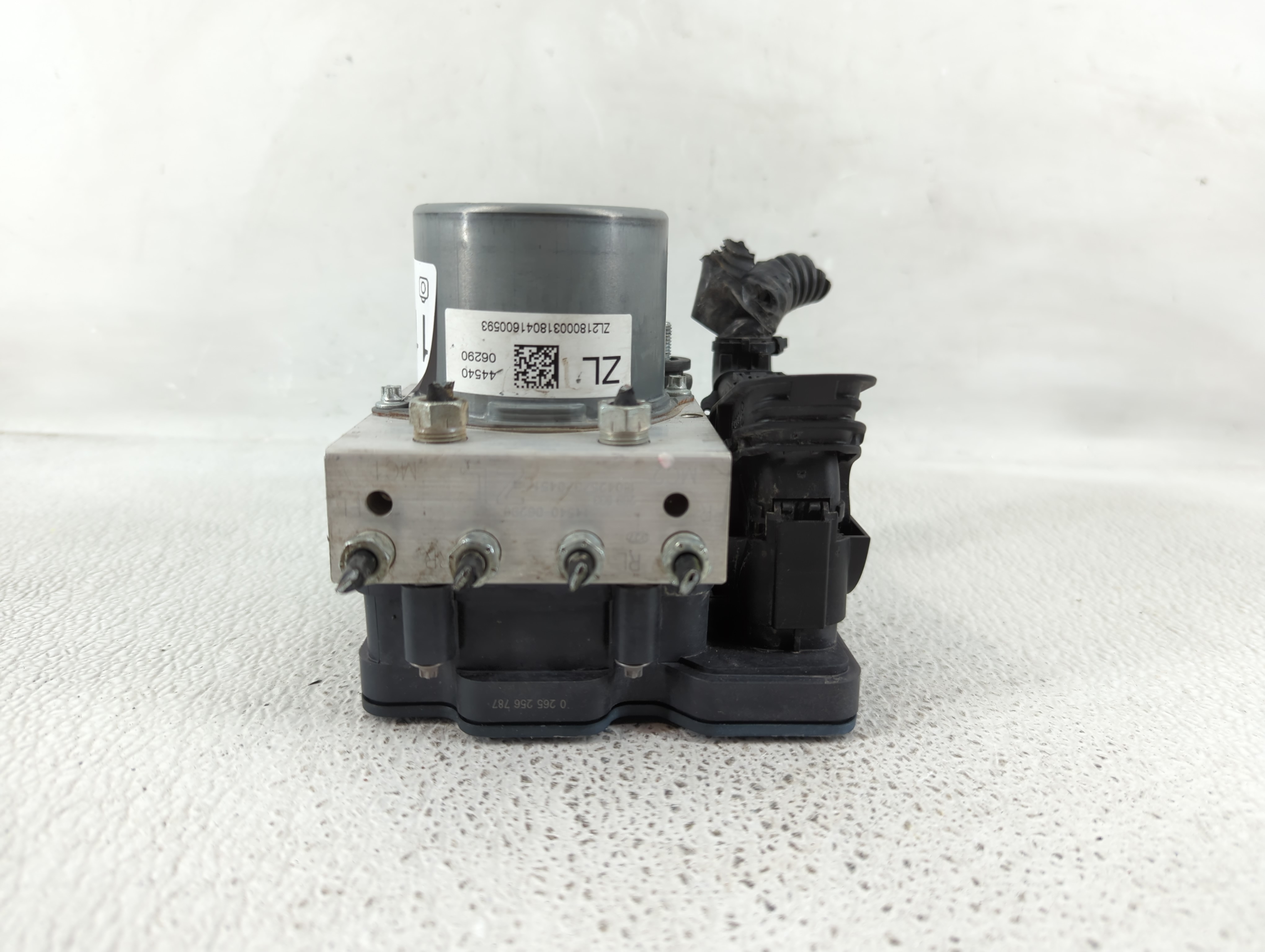 2018-2020 Toyota Camry Abs Pump Control Module 1186813 - Oemusedautoparts1.com