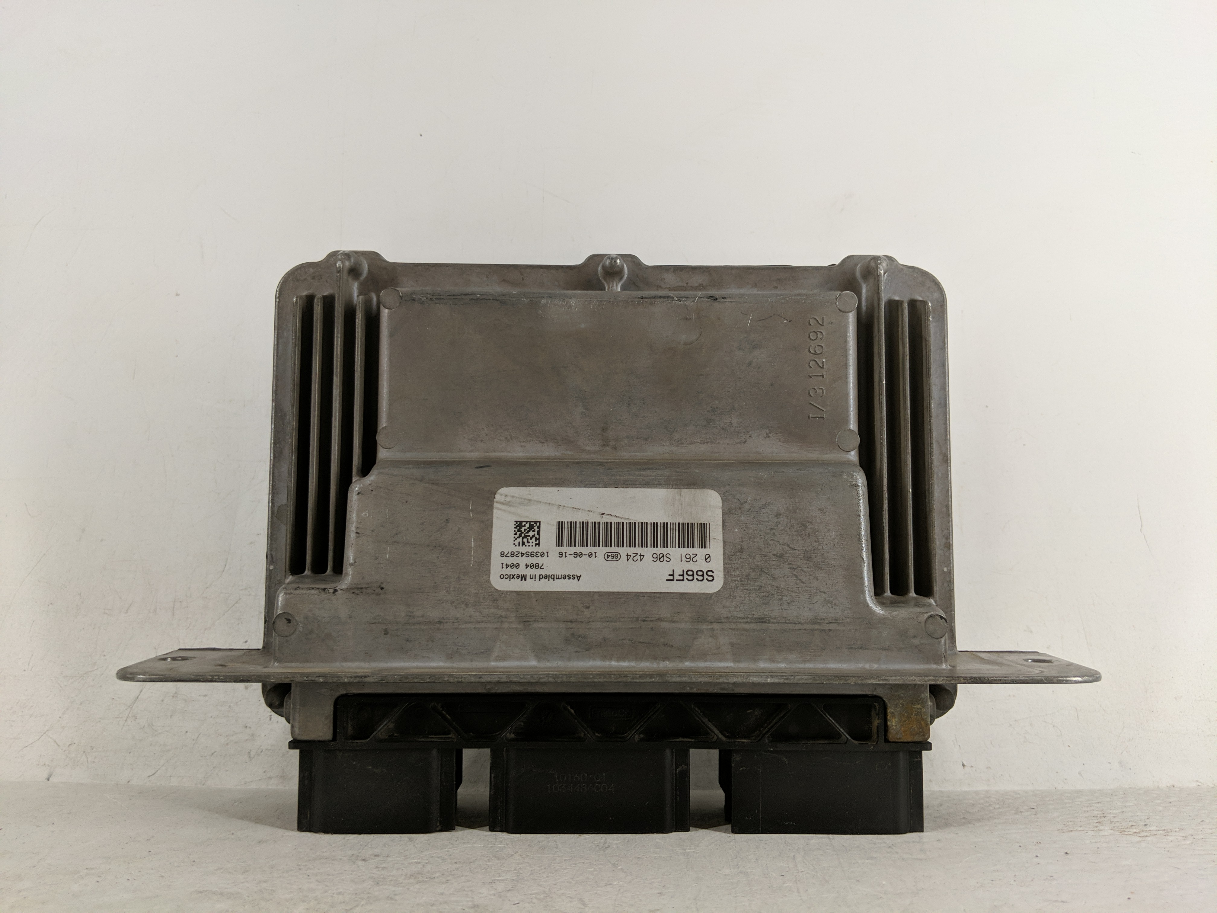Picture of 2010-2011 Lincoln Navigator Engine Control Computer Ecu Pcm Ecm Pcu Oem 1186818