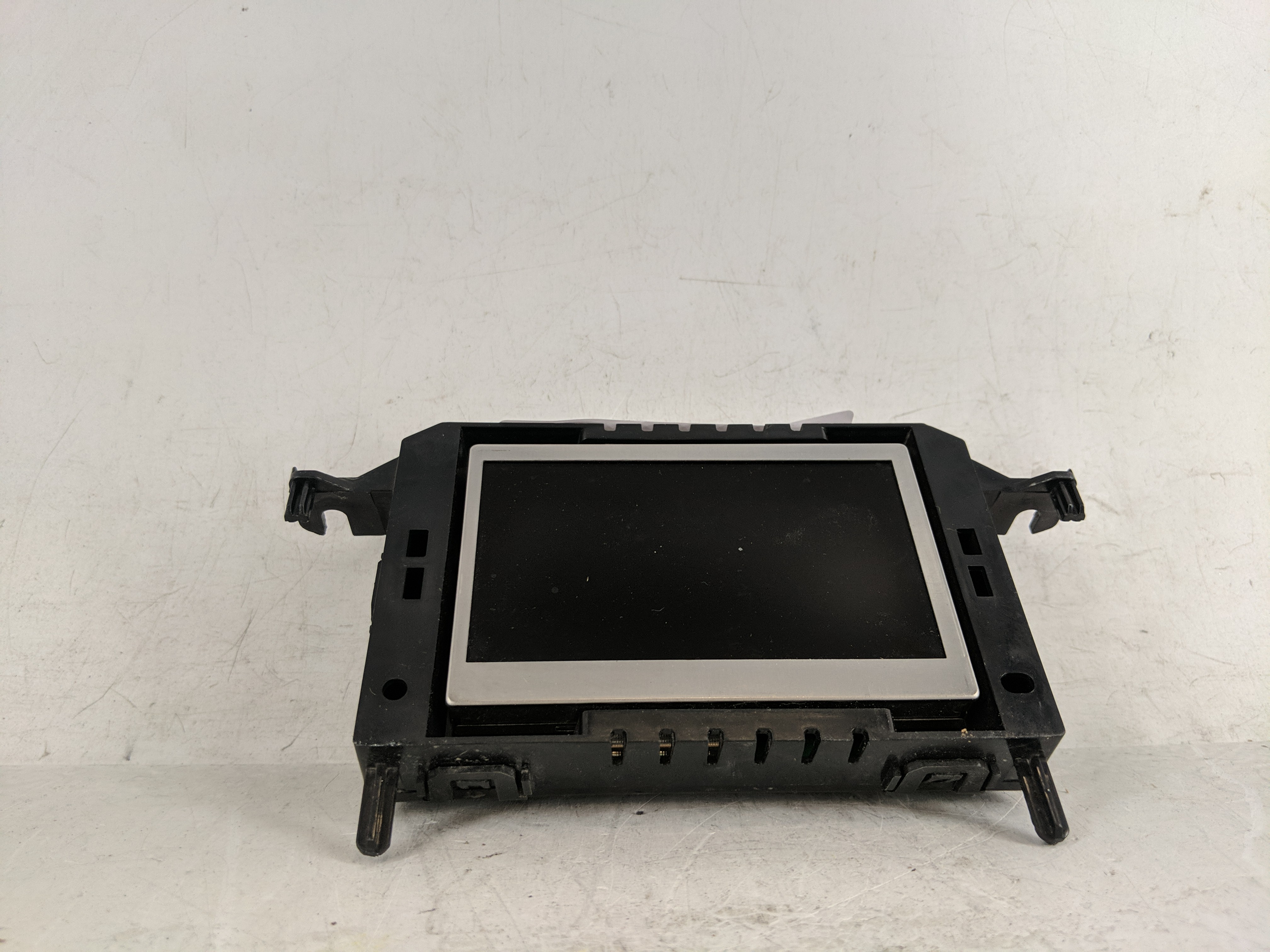2015-2018 Ford Focus Information Display Screen 1186873 - Oemusedautoparts1.com