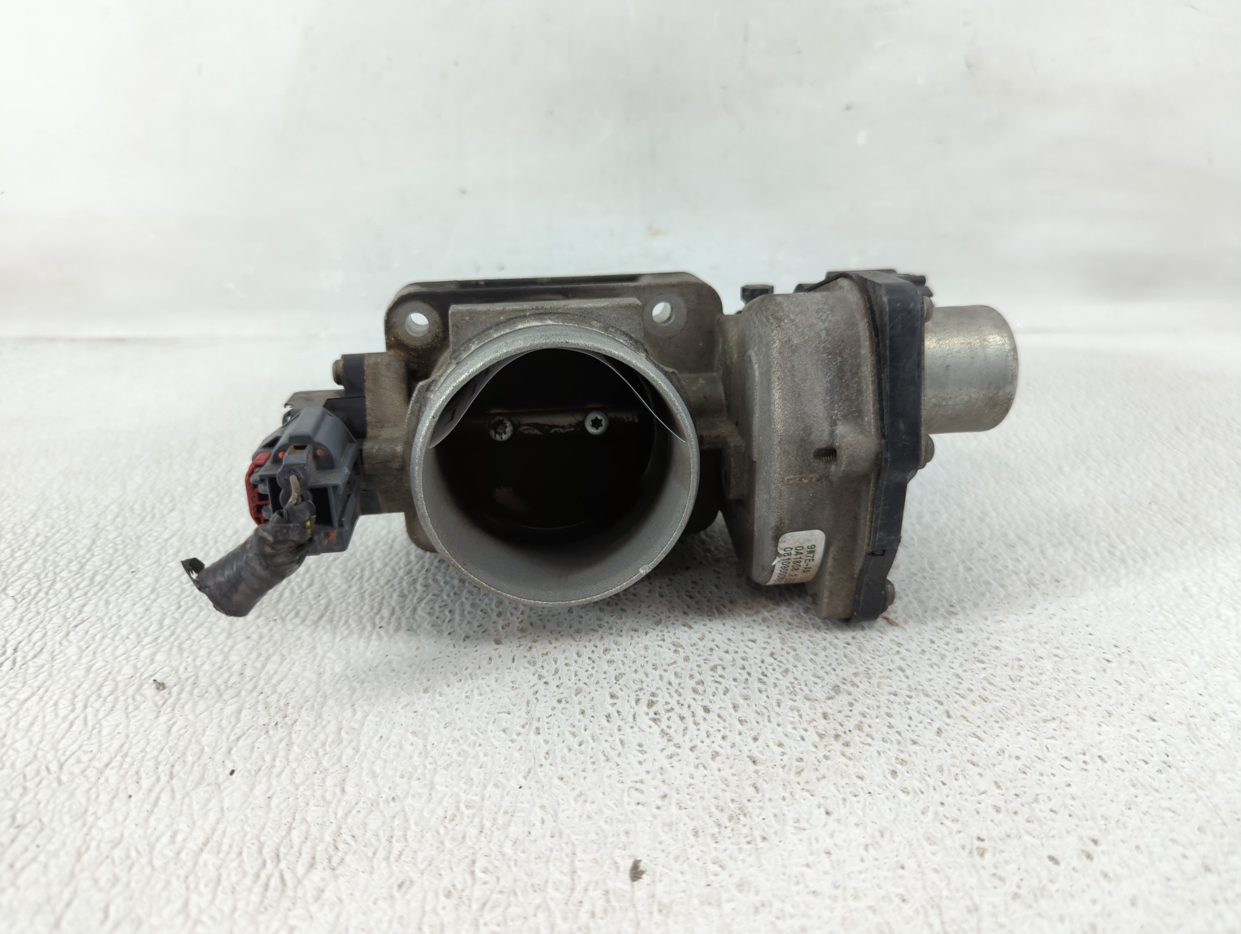2006-2010 Ford Mustang Throttle Body 1186908 - Oemusedautoparts1.com