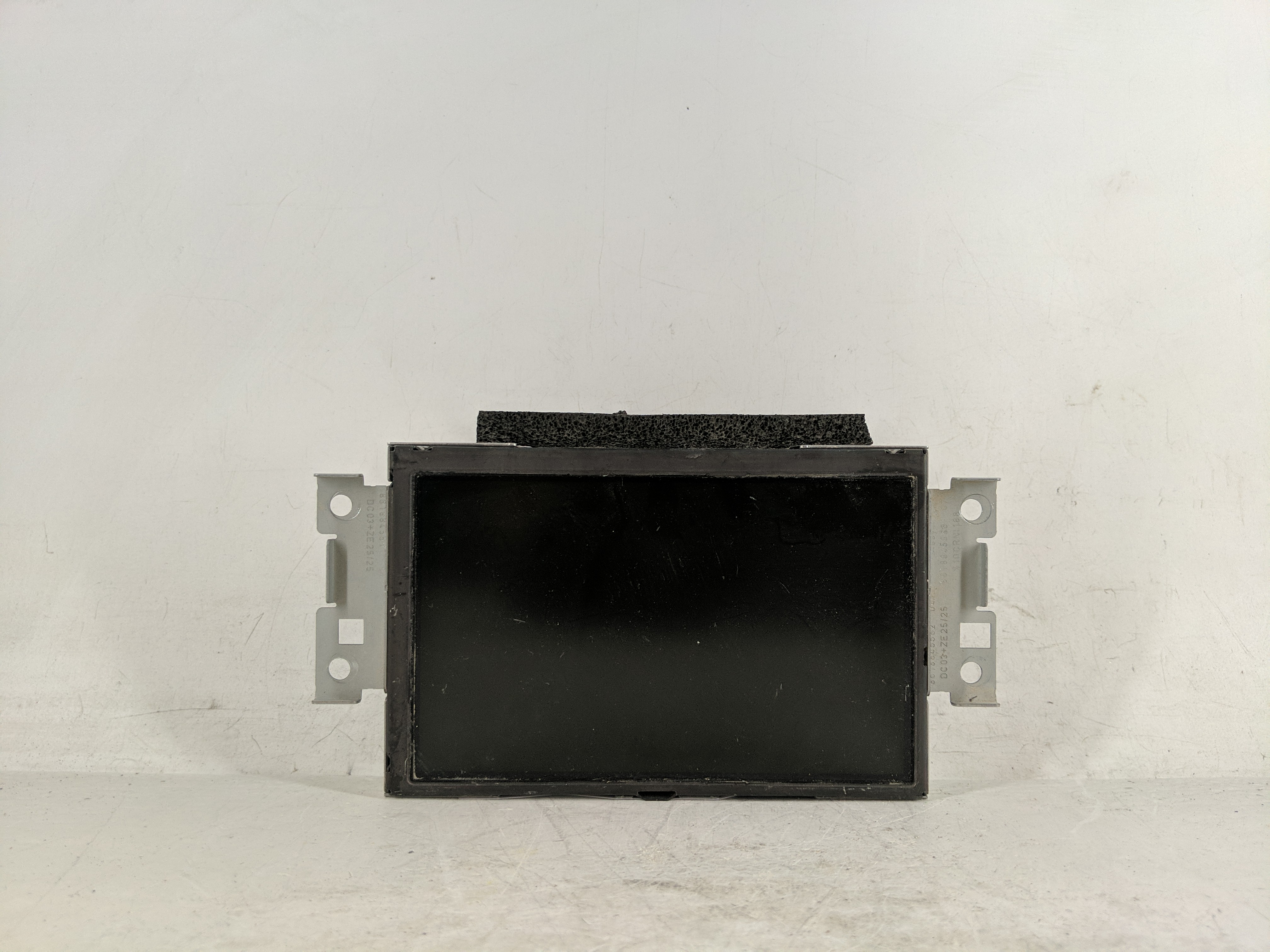 2013-2013 Volvo V60 Information Display Screen 1186920 - Oemusedautoparts1.com