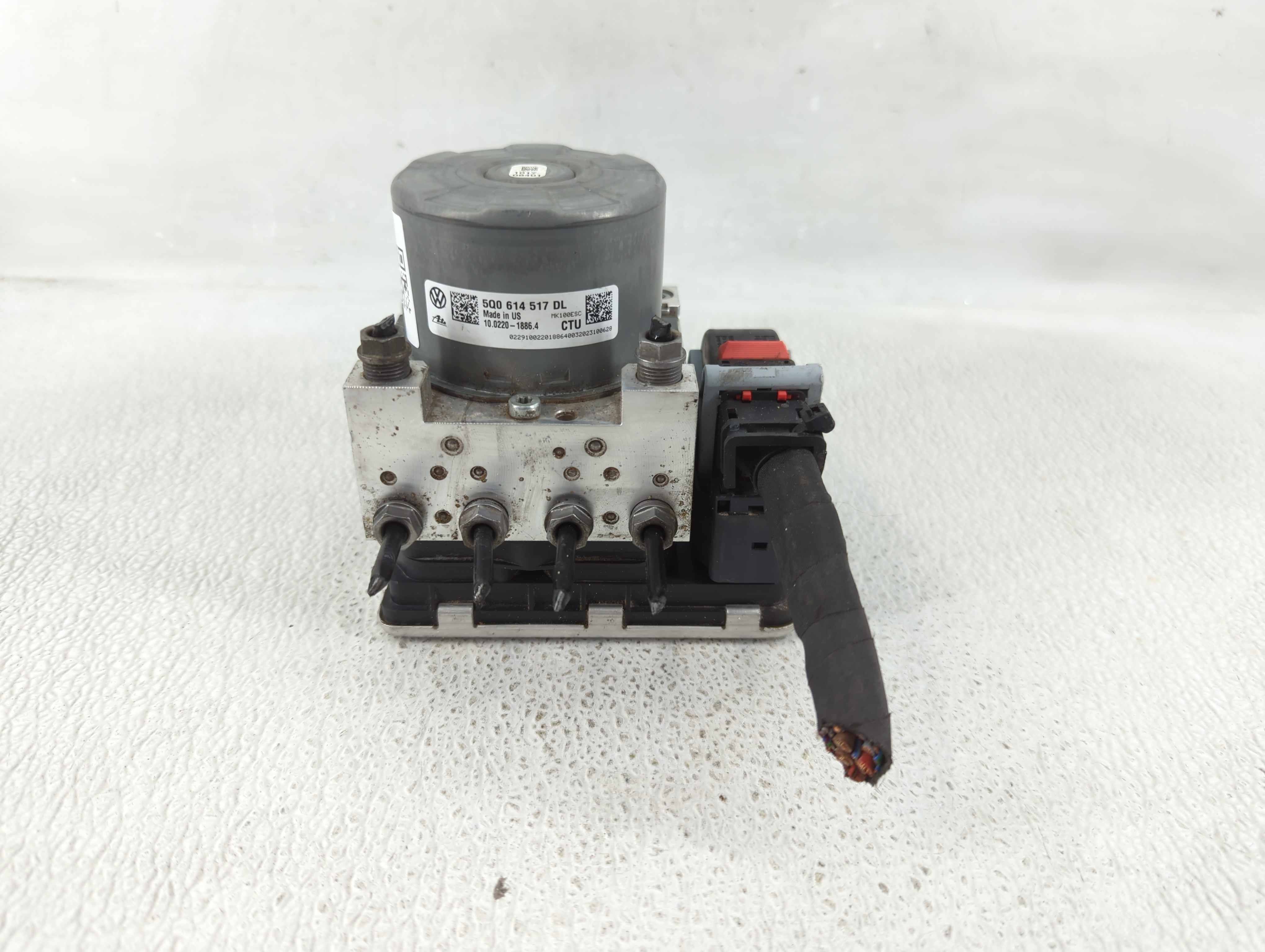 2020-2020 Volkswagen Atlas Cross Sport Abs Pump Control Module 1186942 - Oemusedautoparts1.com