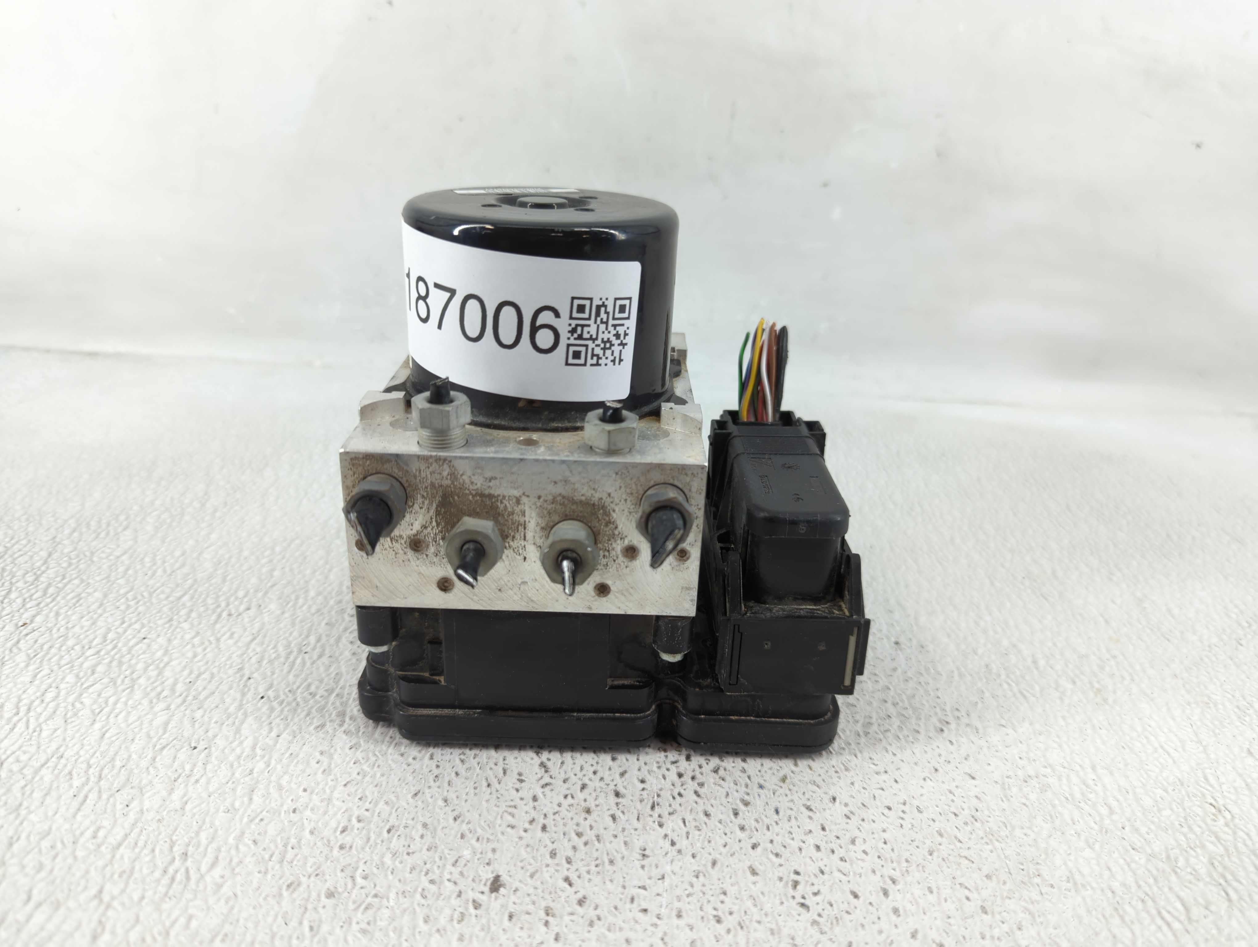 2013-2015 Volvo V60 Abs Pump Control Module 1187006 - Oemusedautoparts1.com