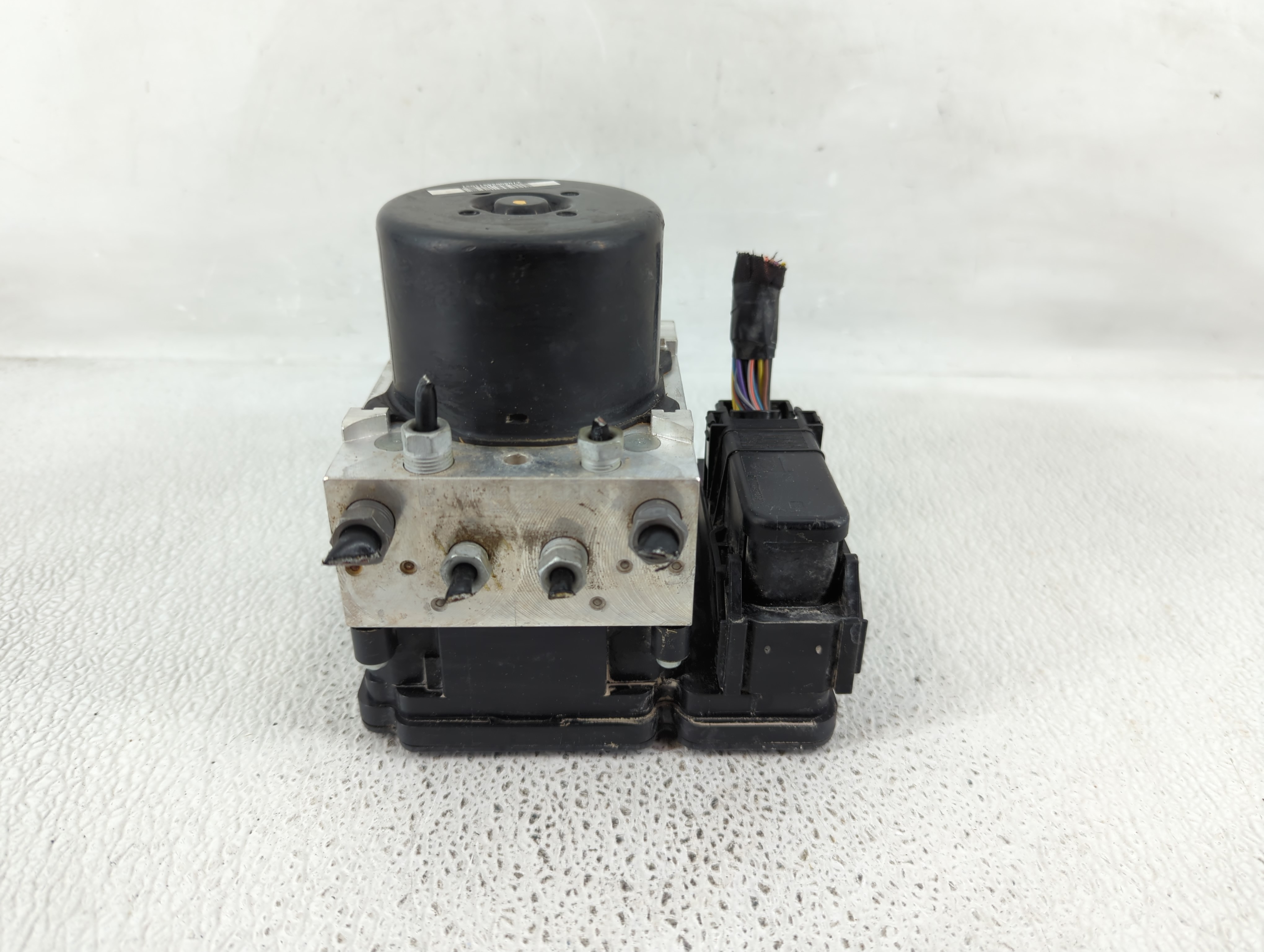 2012-2013 Land Rover Range Rover Evoque Abs Pump Control Module 1187012 - Oemusedautoparts1.com