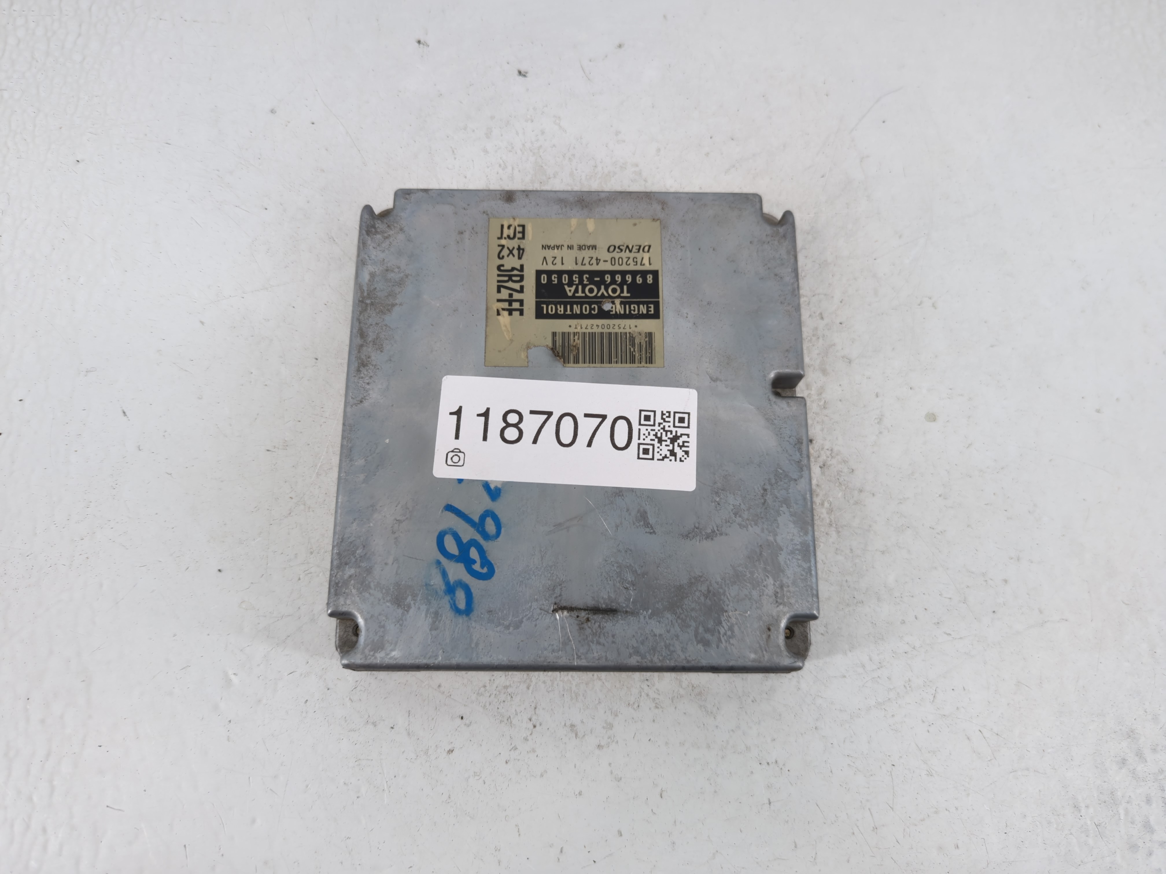 Picture of 1999-2000 Toyota 4runner Engine Control Computer Ecu Pcm Ecm Pcu Oem 1187070
