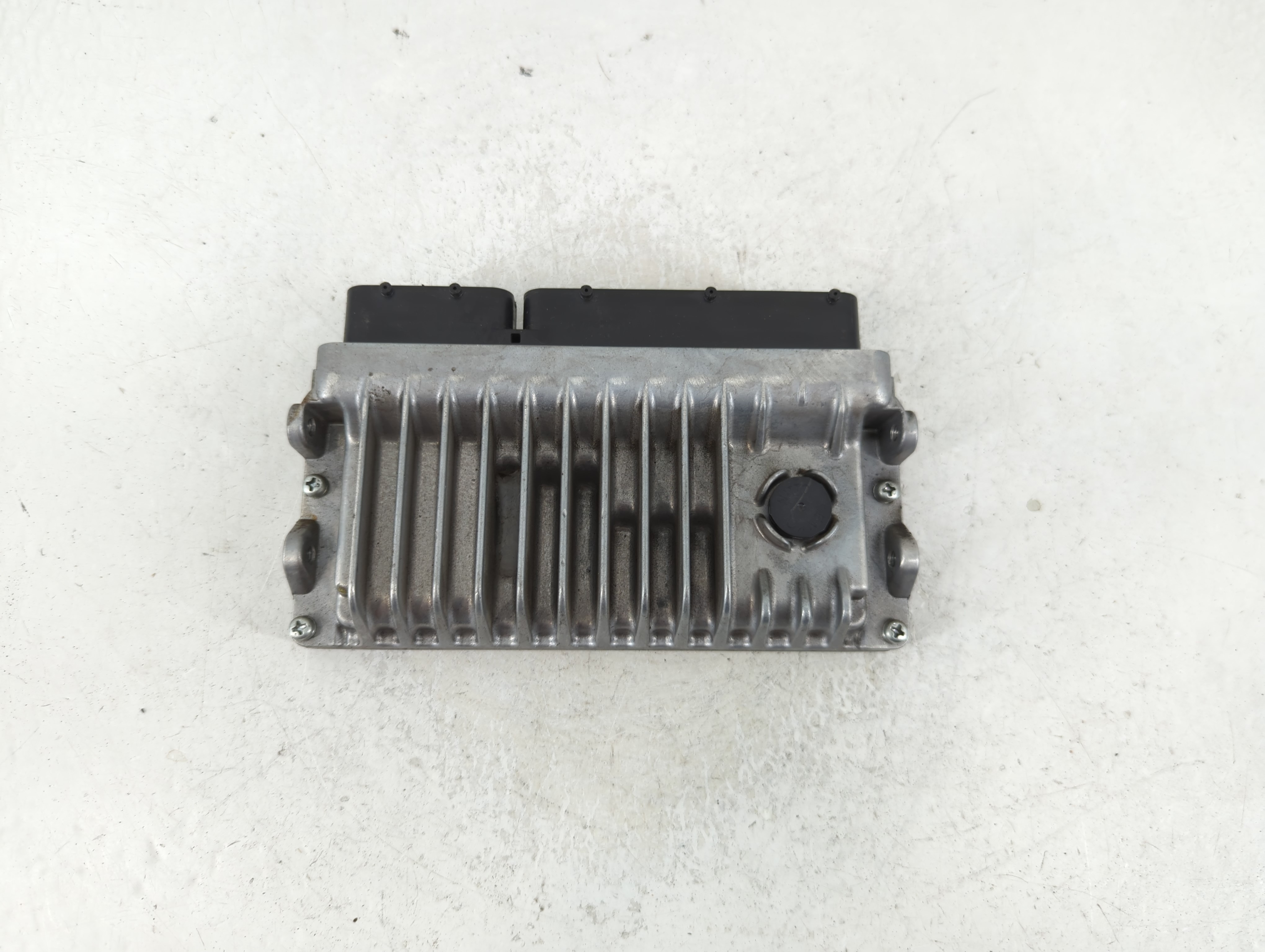 Picture of 2016-2017 Toyota Camry Engine Control Computer Ecu Pcm Ecm Pcu Oem 1187071