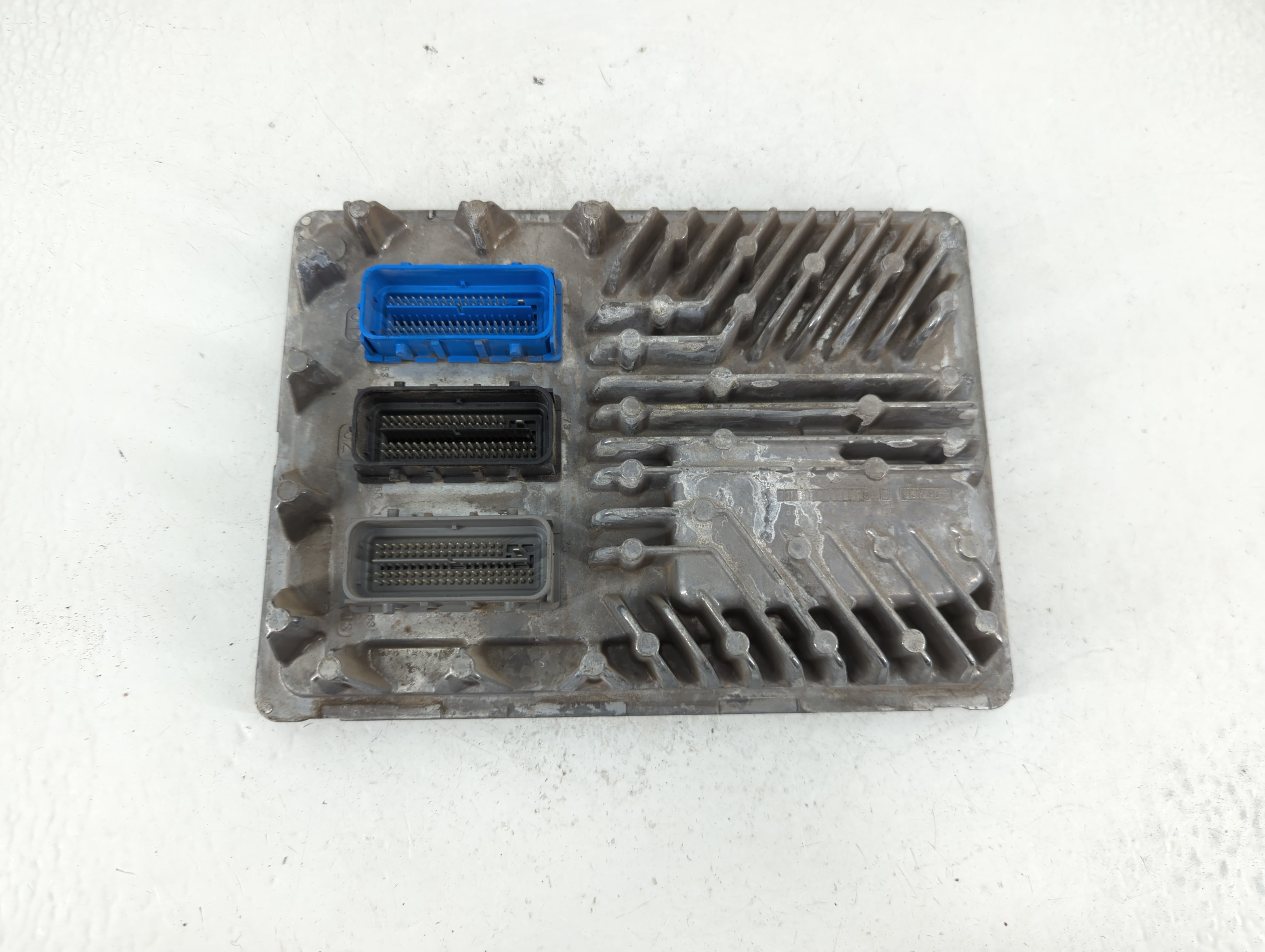 Picture of 2018-2018 Chevrolet Tahoe Engine Control Computer Ecu Pcm Ecm Pcu Oem 1187087