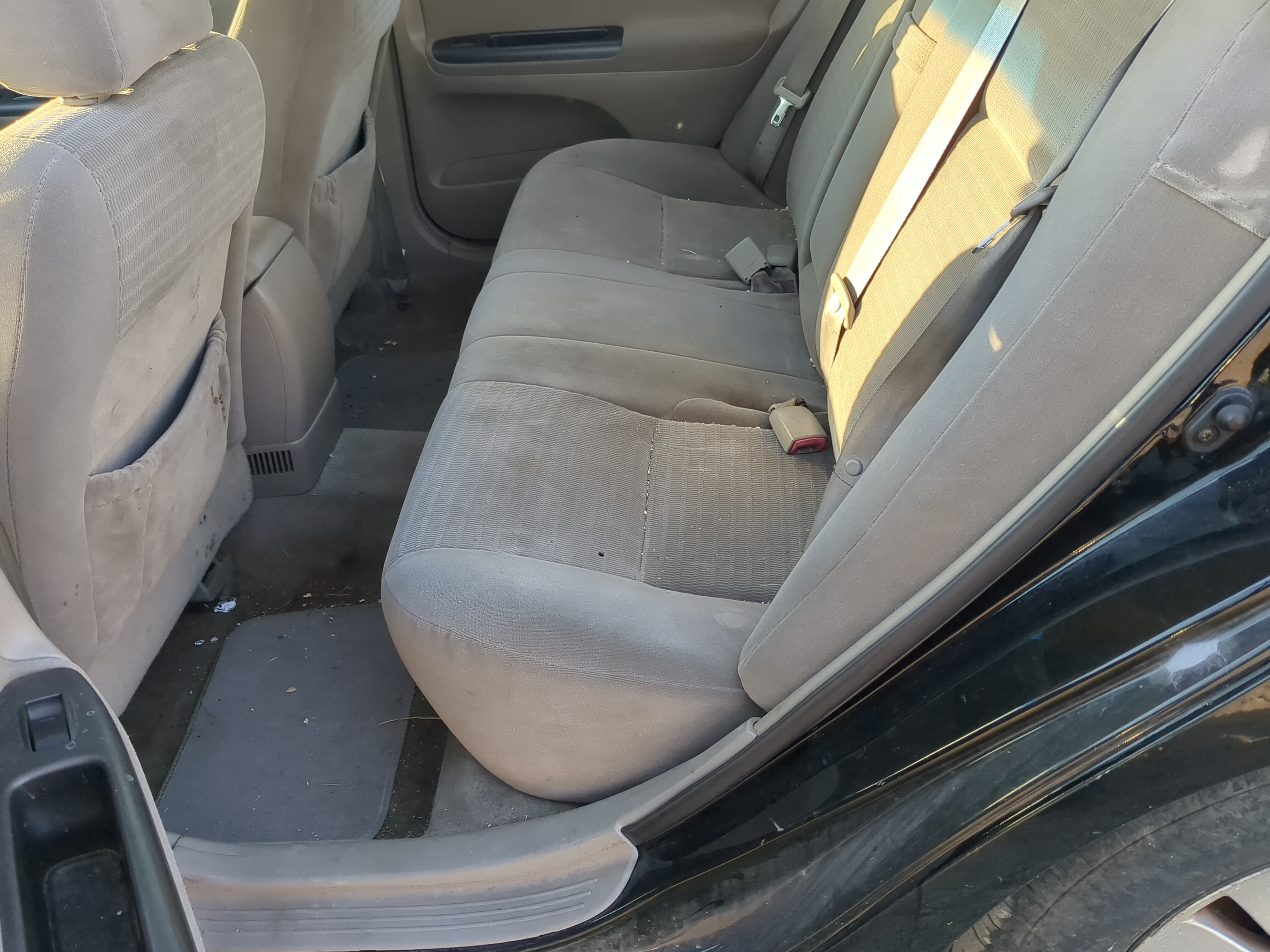 2005 Toyota Camry Rear Seat Oem 1187284 - Oemusedautoparts1.com