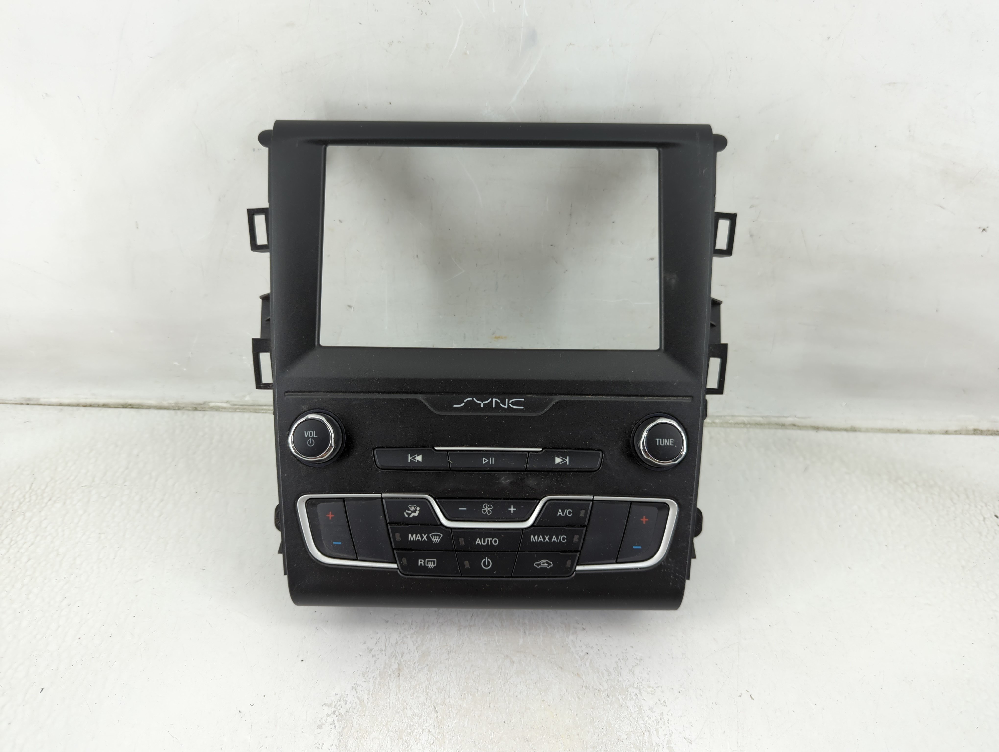 Picture of 2017-2020 Ford Fusion Radio Control Panel 1187334