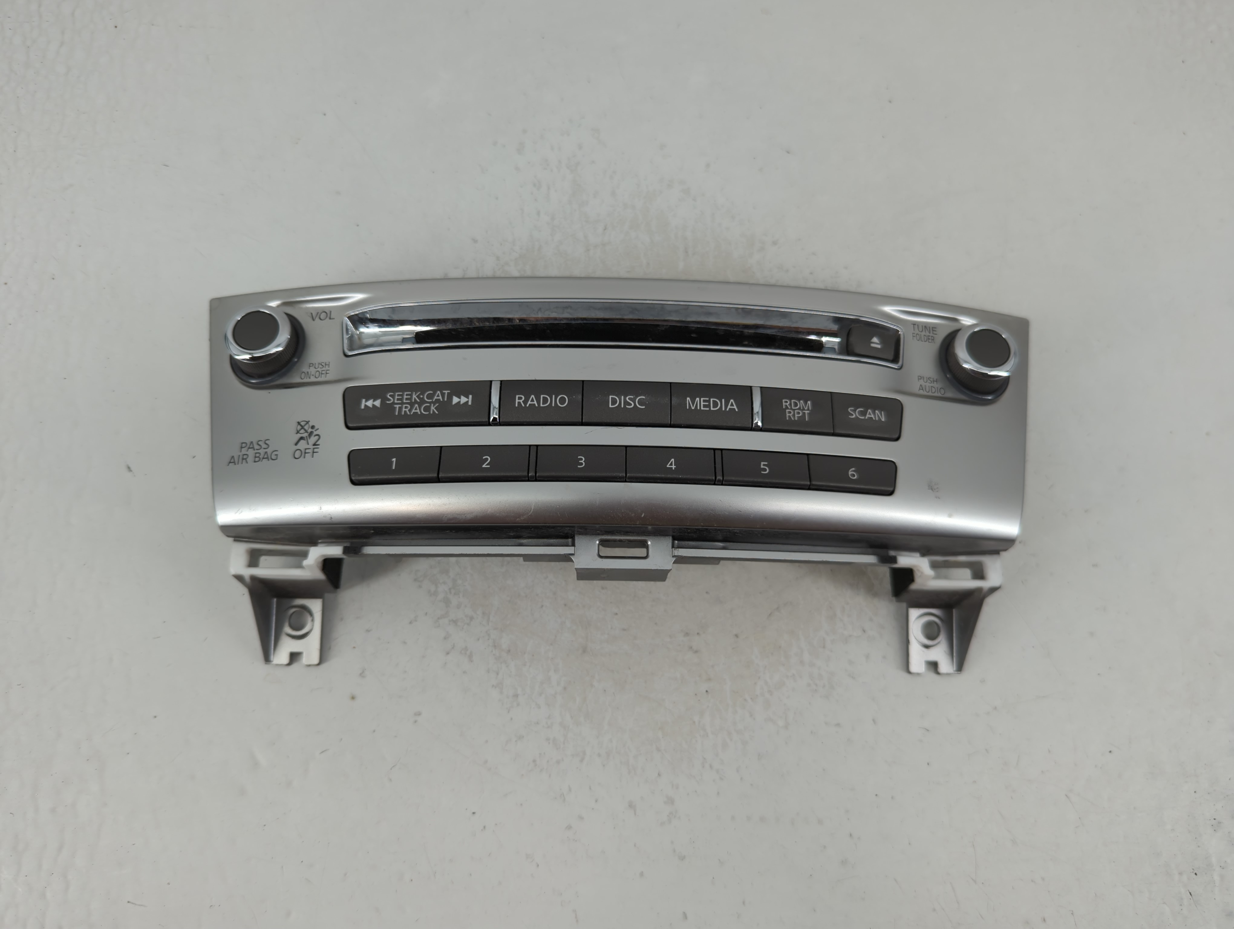 Picture of 2017-2020 Infiniti Qx60 Radio Control Panel 1187342