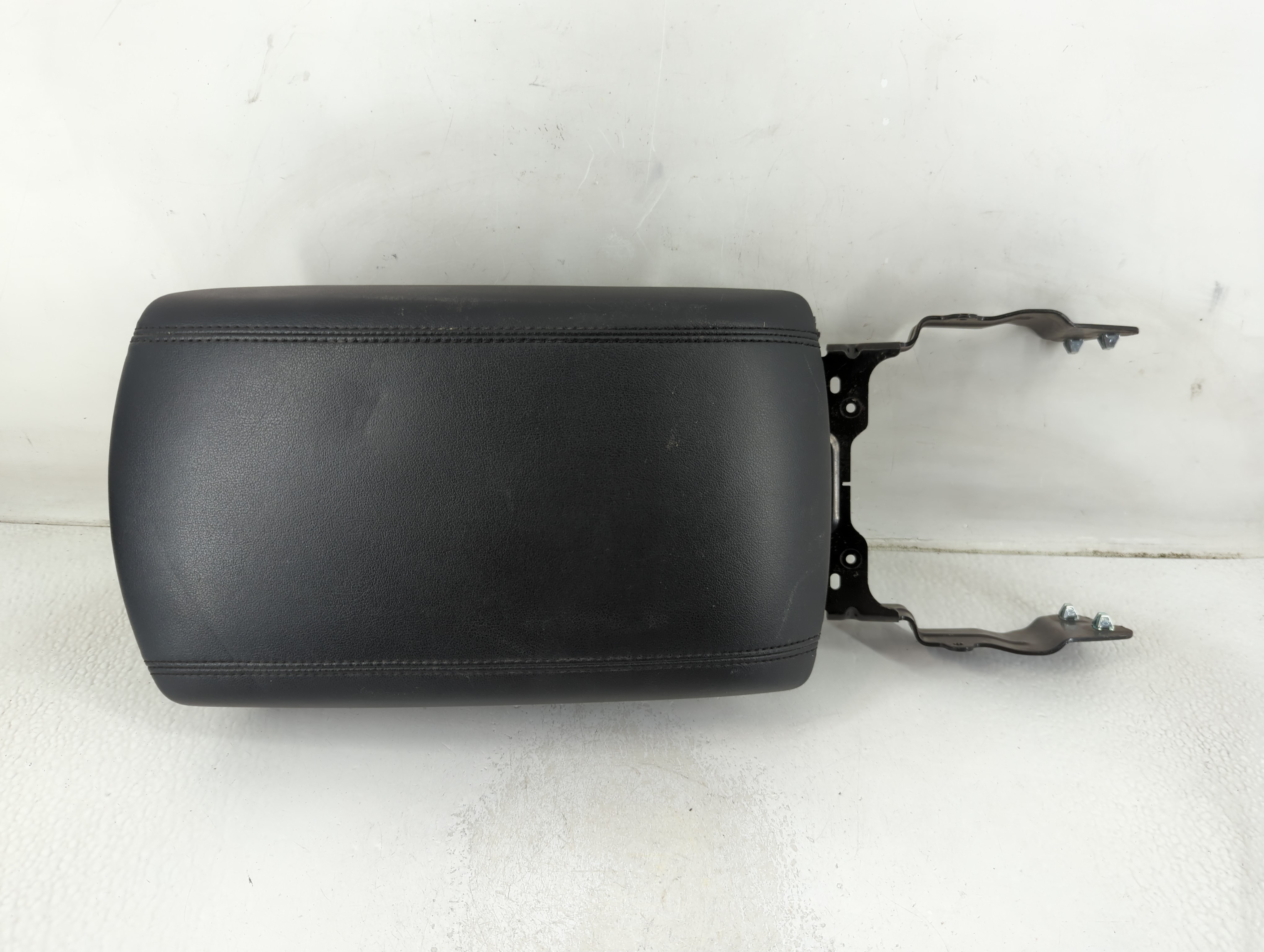 2015-2020 Ford Edge Center Console Armrest Cover Lid Black 1187358 - Oemusedautoparts1.com