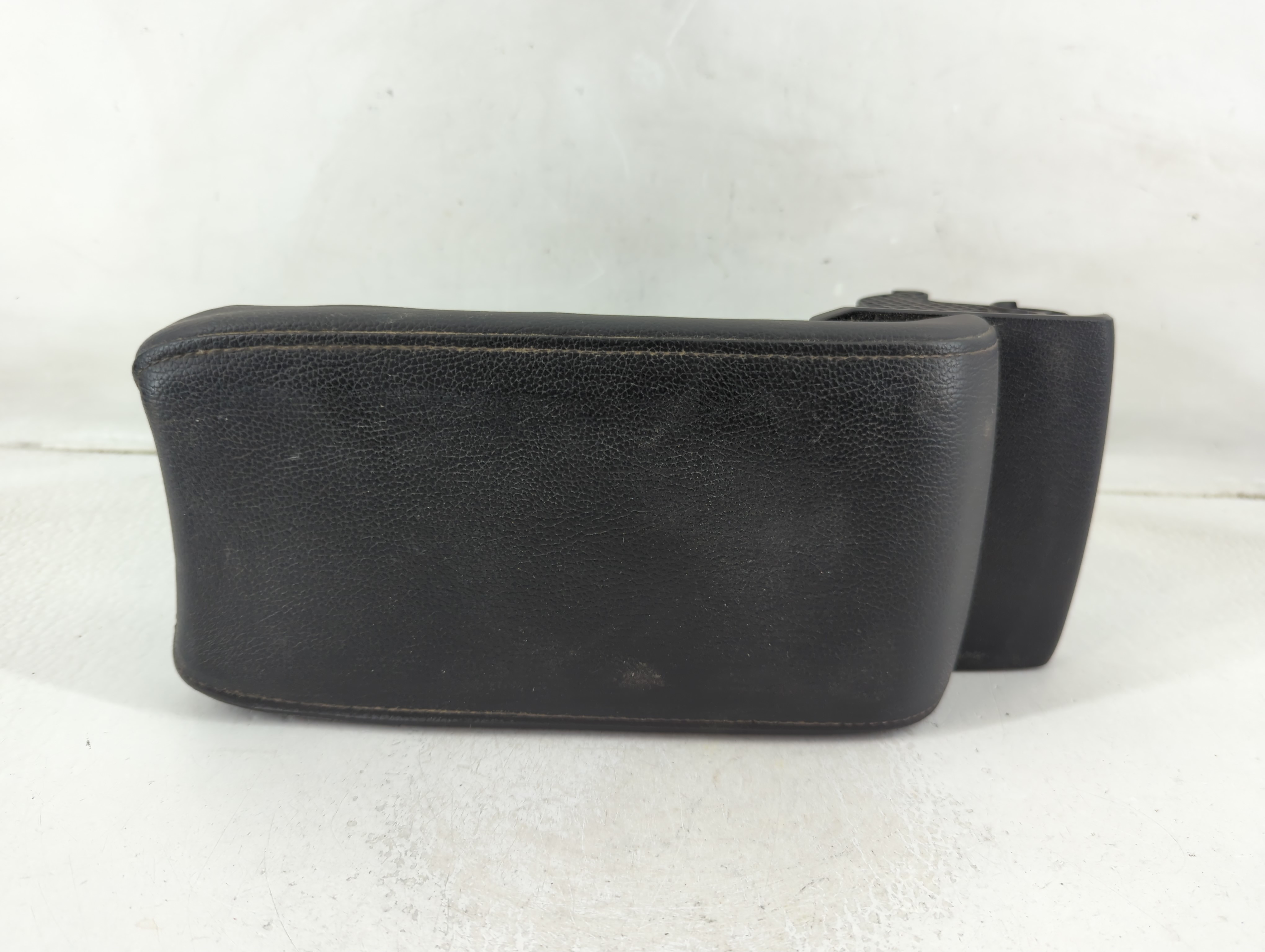 2016-2021 Honda Civic Center Console Armrest Cover Lid Black 1187363 - Oemusedautoparts1.com