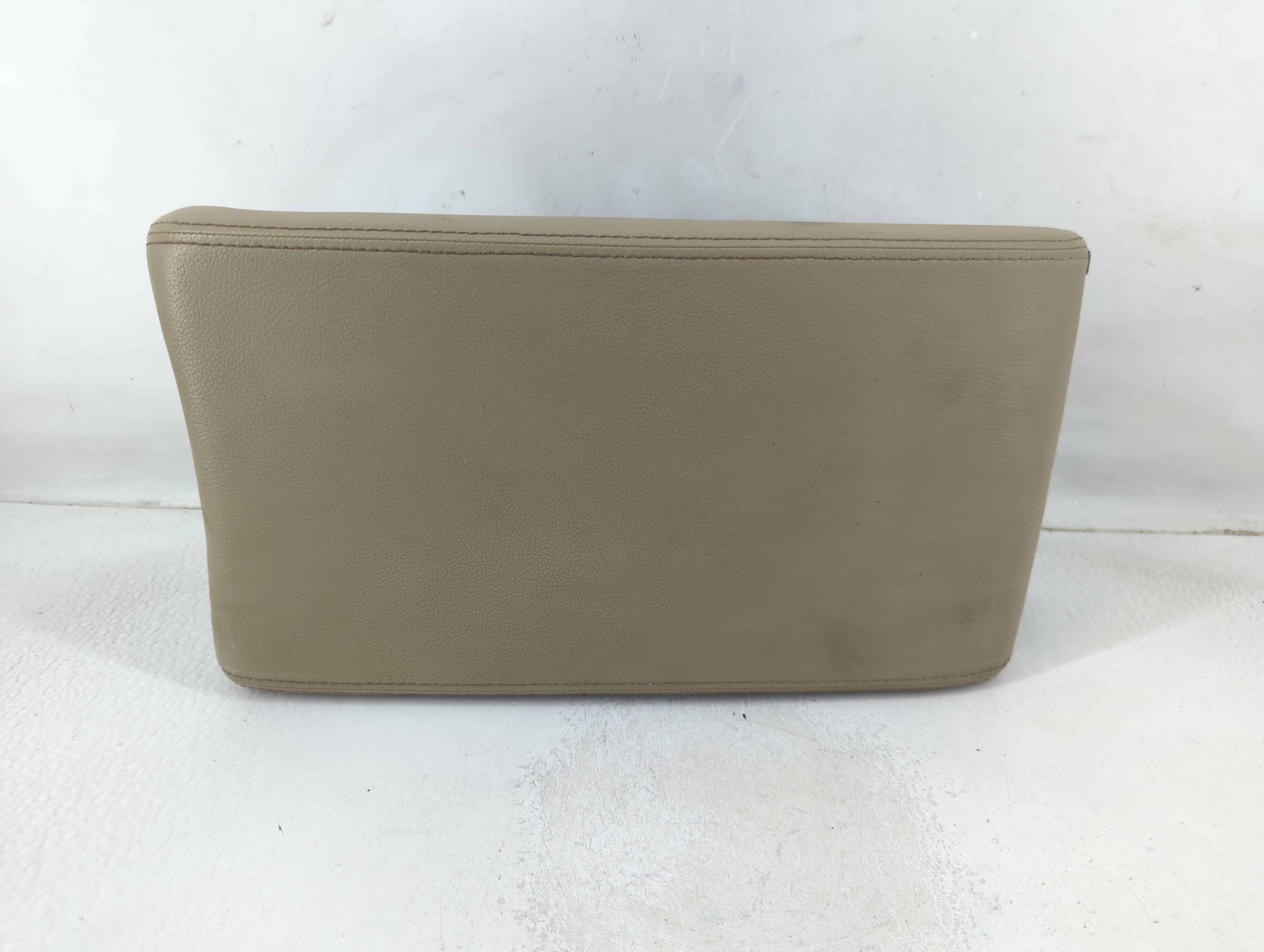 2013-2015 Acura Rdx Center Console Armrest Cover Lid Tan 1187366 - Oemusedautoparts1.com