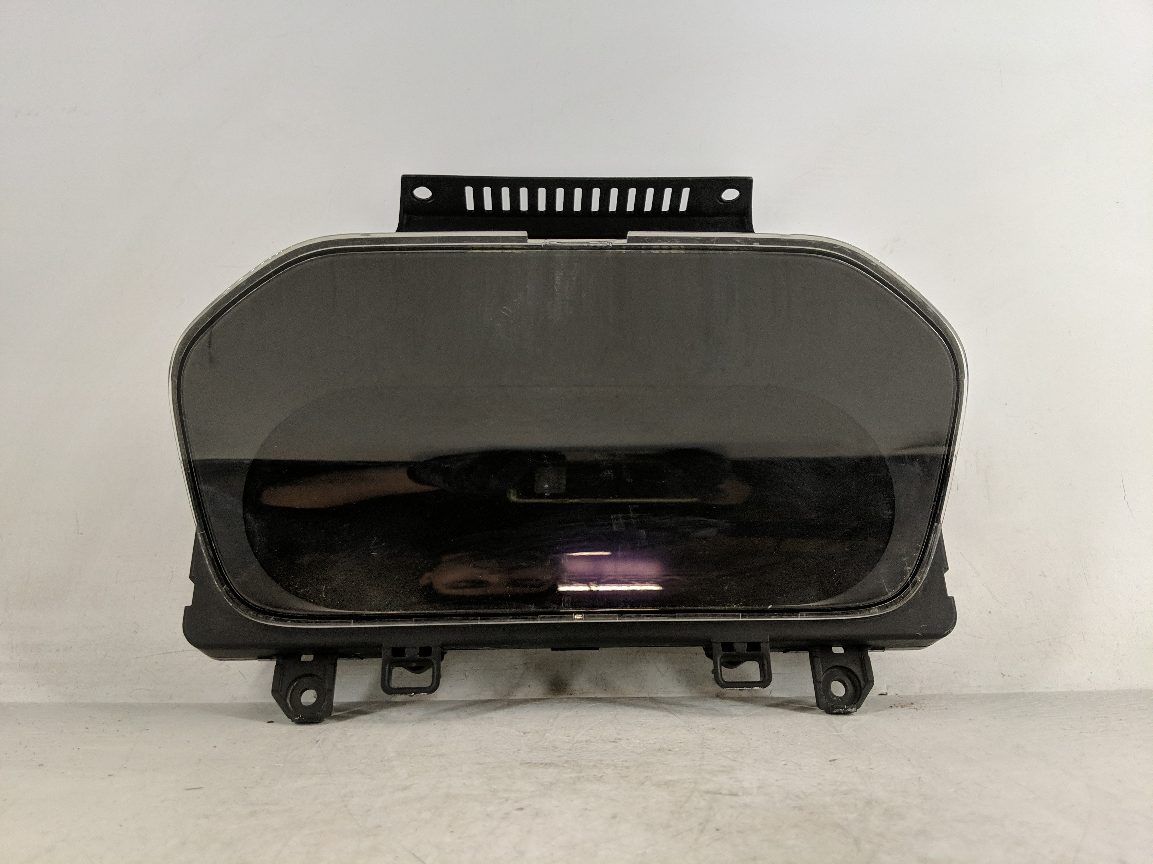 2023 Volvo Xc60 Speedometer Instrument Cluster Gauges P32374575aa 1187407 - Oemusedautoparts1.com