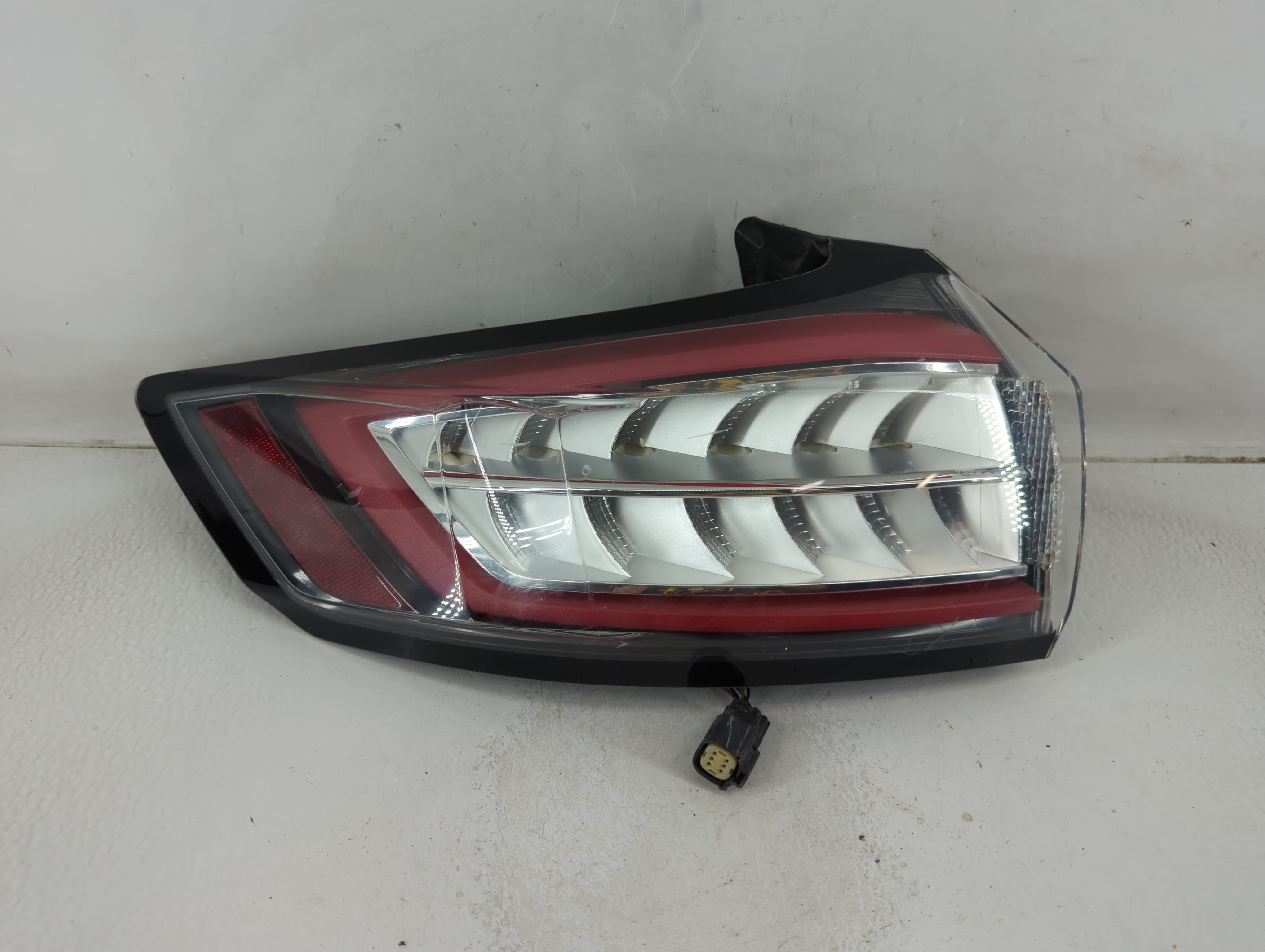 2015-2018 Ford Edge Passenger Right Side Tail Light Taillight Oem 1187436 - Oemusedautoparts1.com