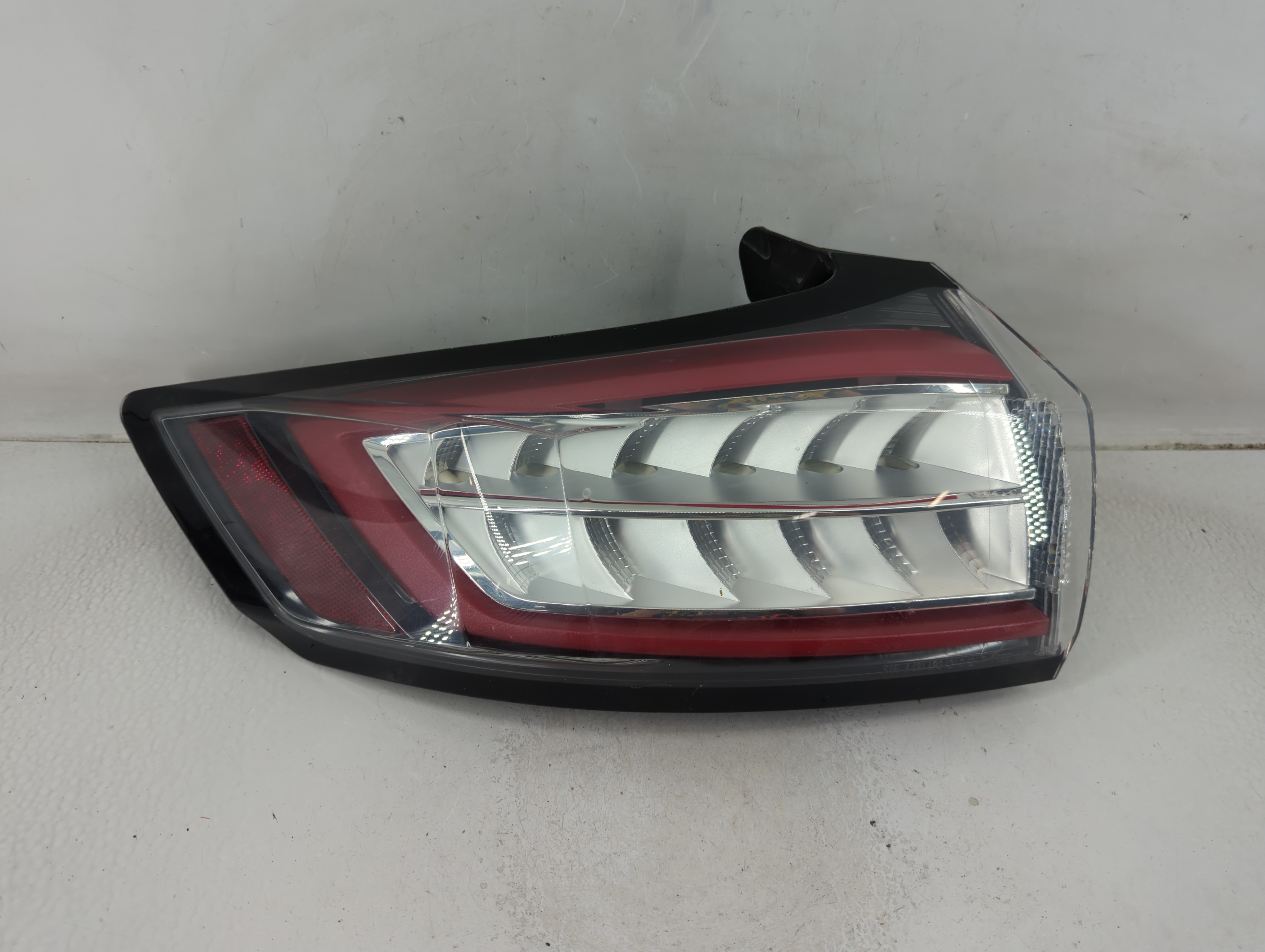 2015-2018 Ford Edge Driver Left Side Tail Light Taillight Oem 1187439 - Oemusedautoparts1.com
