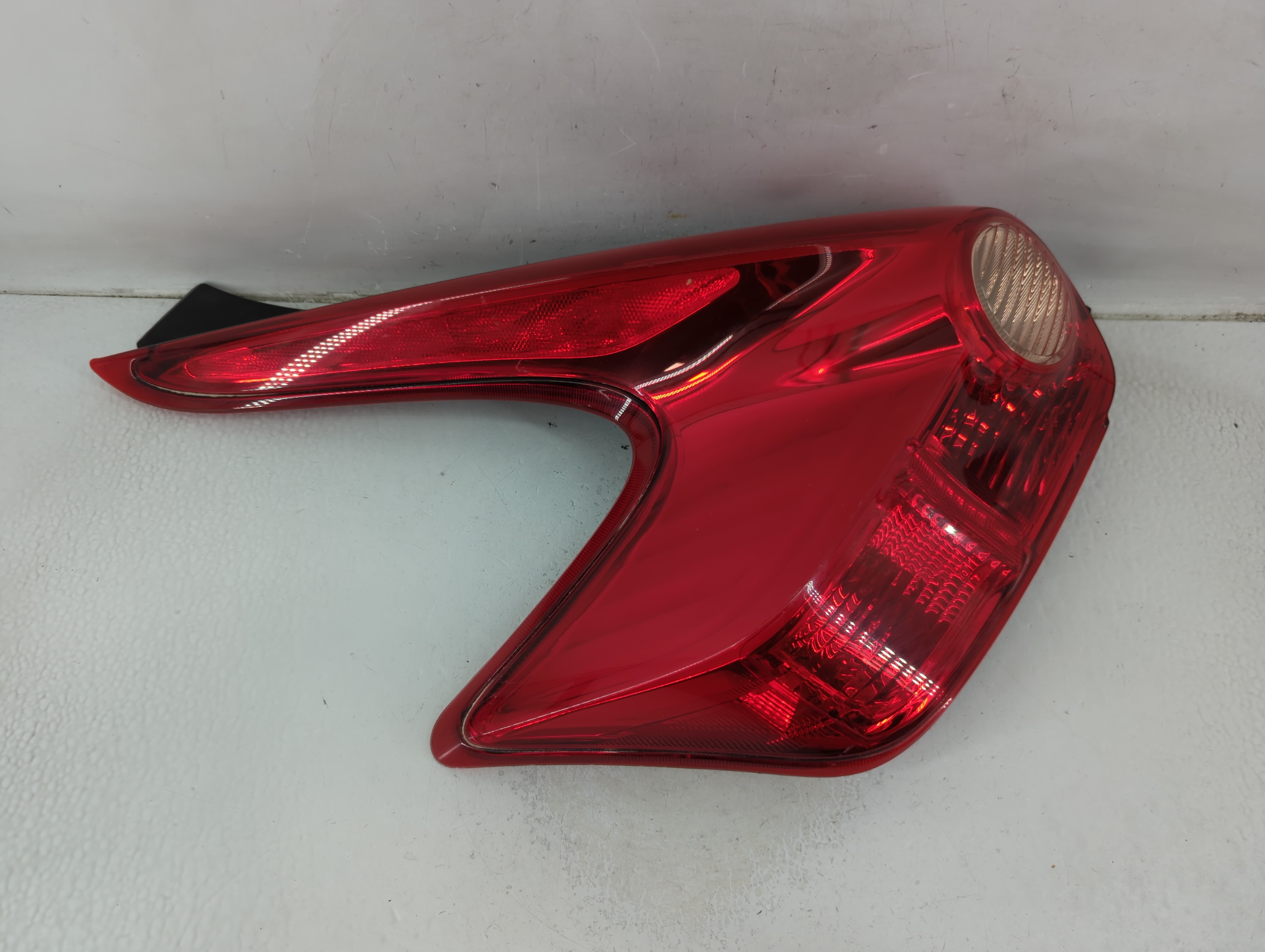 2008-2014 Subaru Tribeca Passenger Right Side Tail Light Taillight Oem 1187442 - Oemusedautoparts1.com