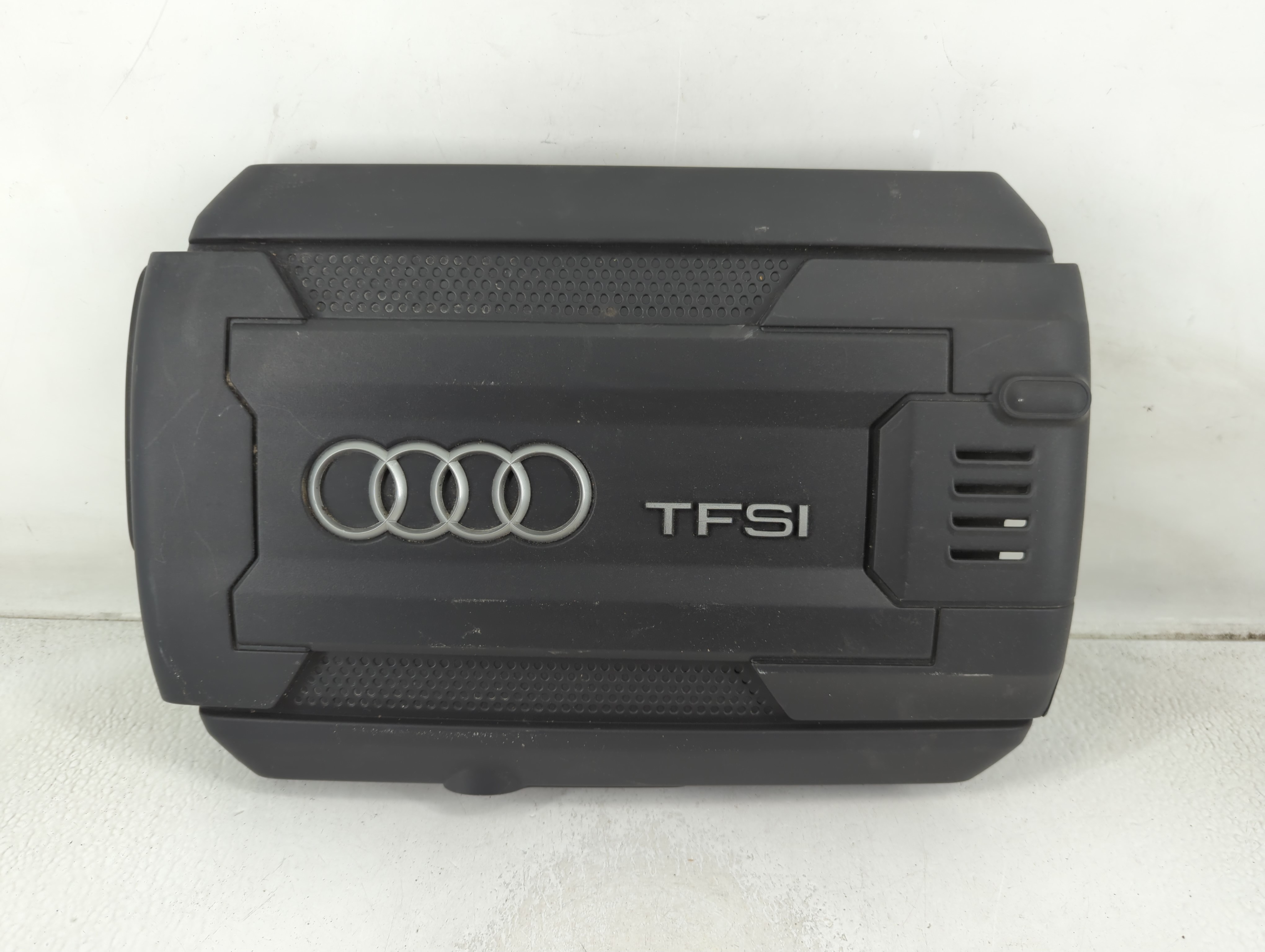 2016 Mazda 3 Engine Cover 1187470 - Oemusedautoparts1.com