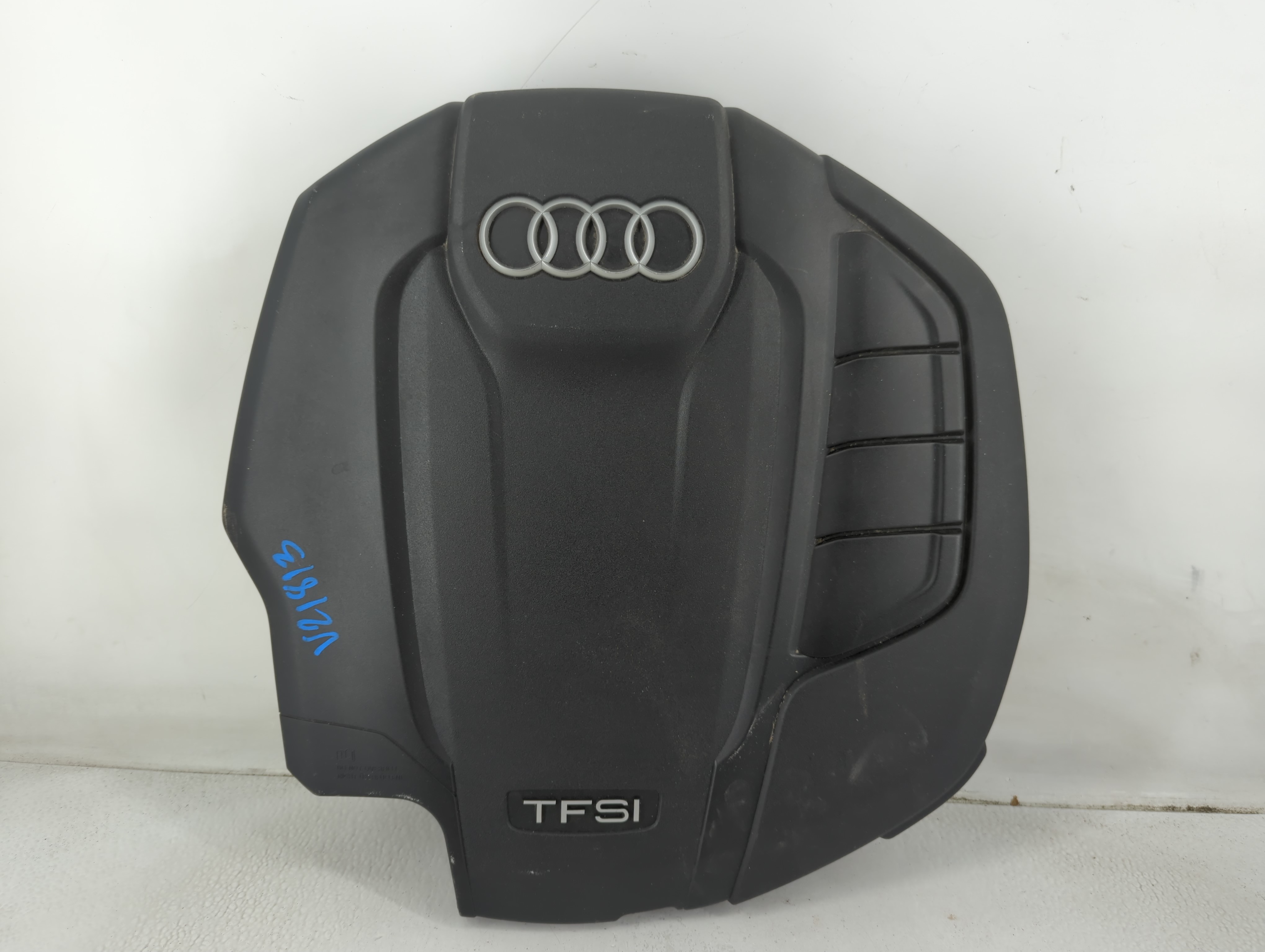 Picture of 2018 Audi Q5 Engine Cover 1187474