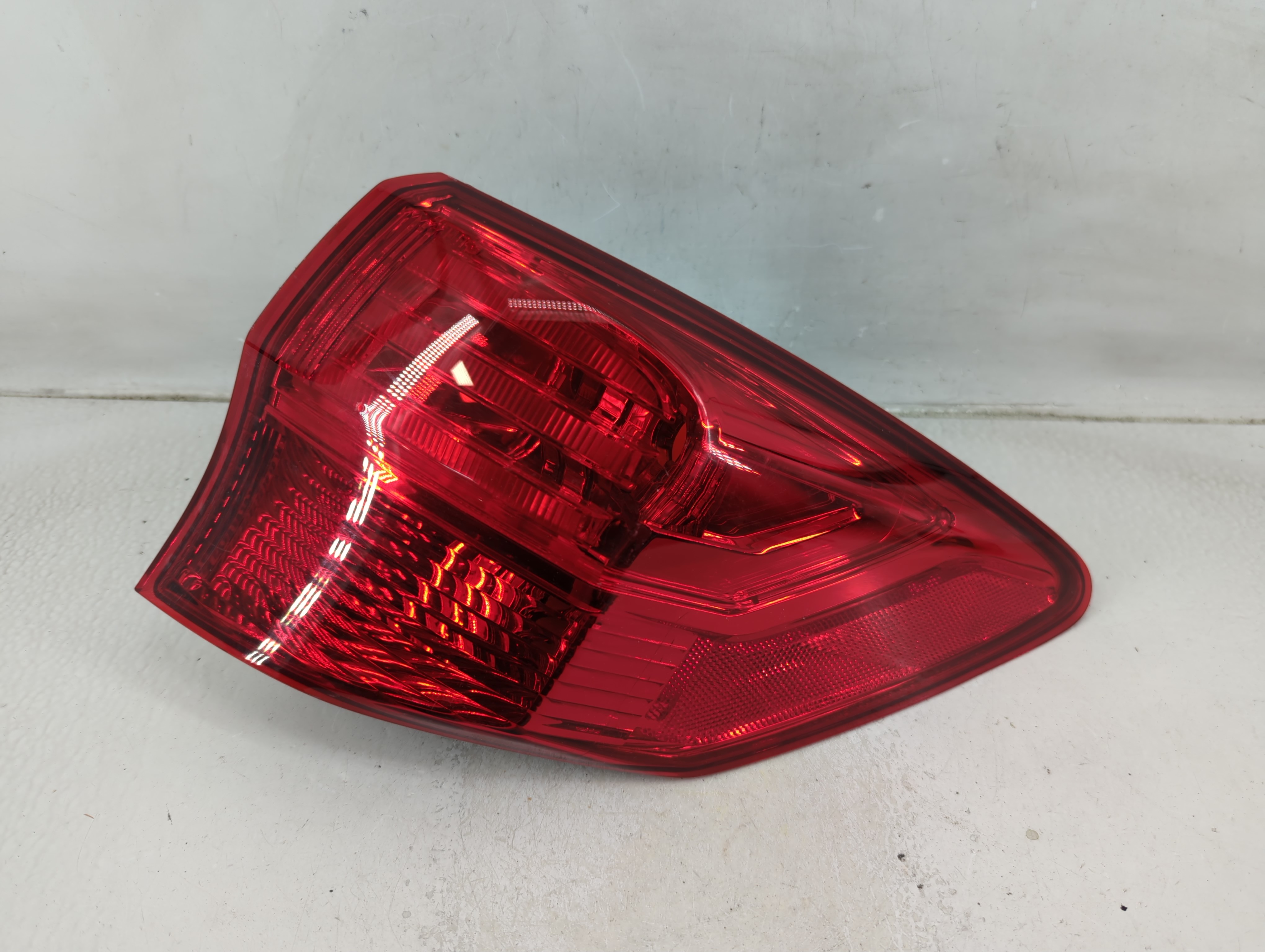 Picture of 2013-2015 Acura Rdx Passenger Right Side Tail Light Taillight Oem 1187491