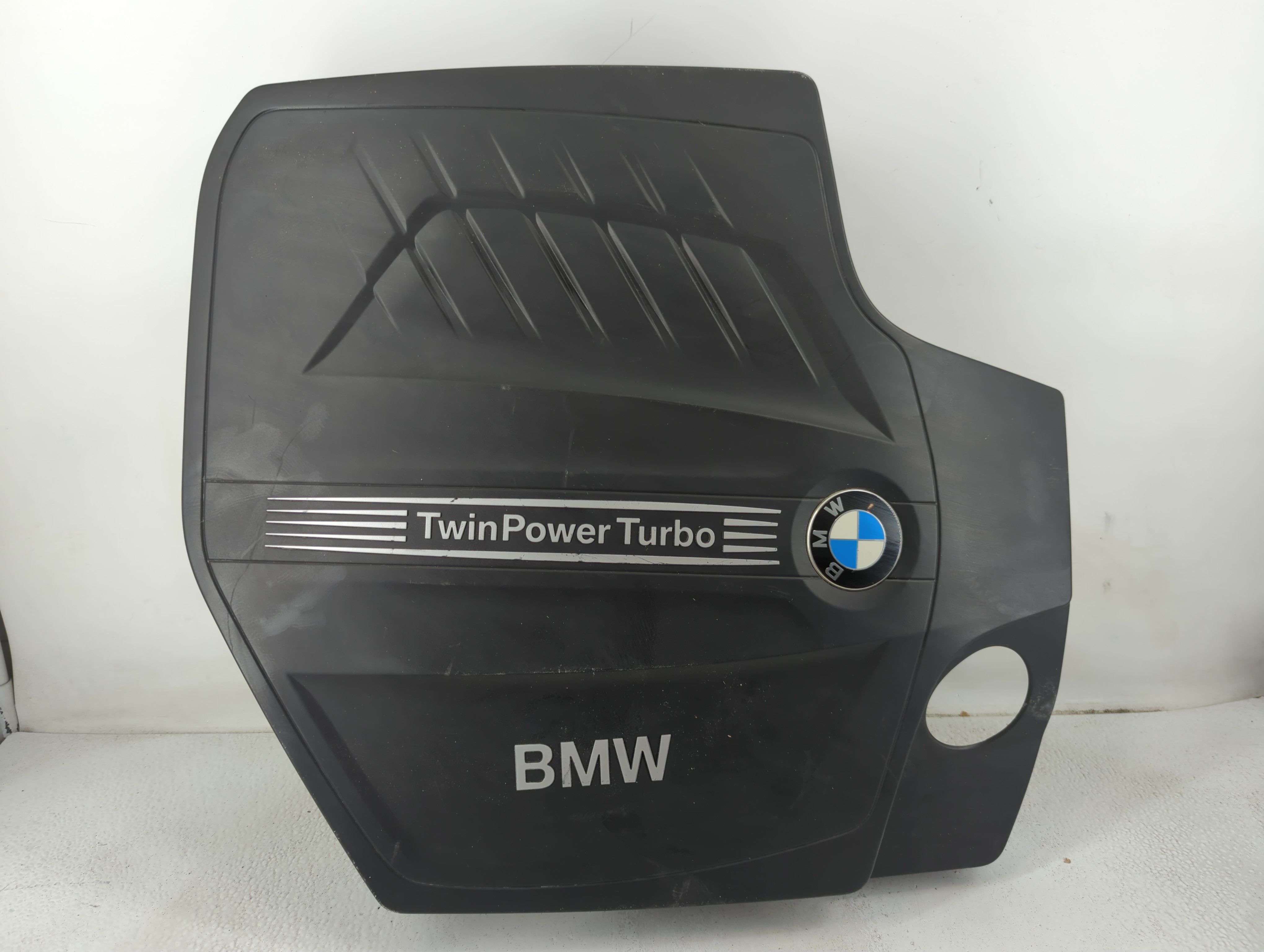 Picture of 2014 Bmw 435i Engine Cover 1187500