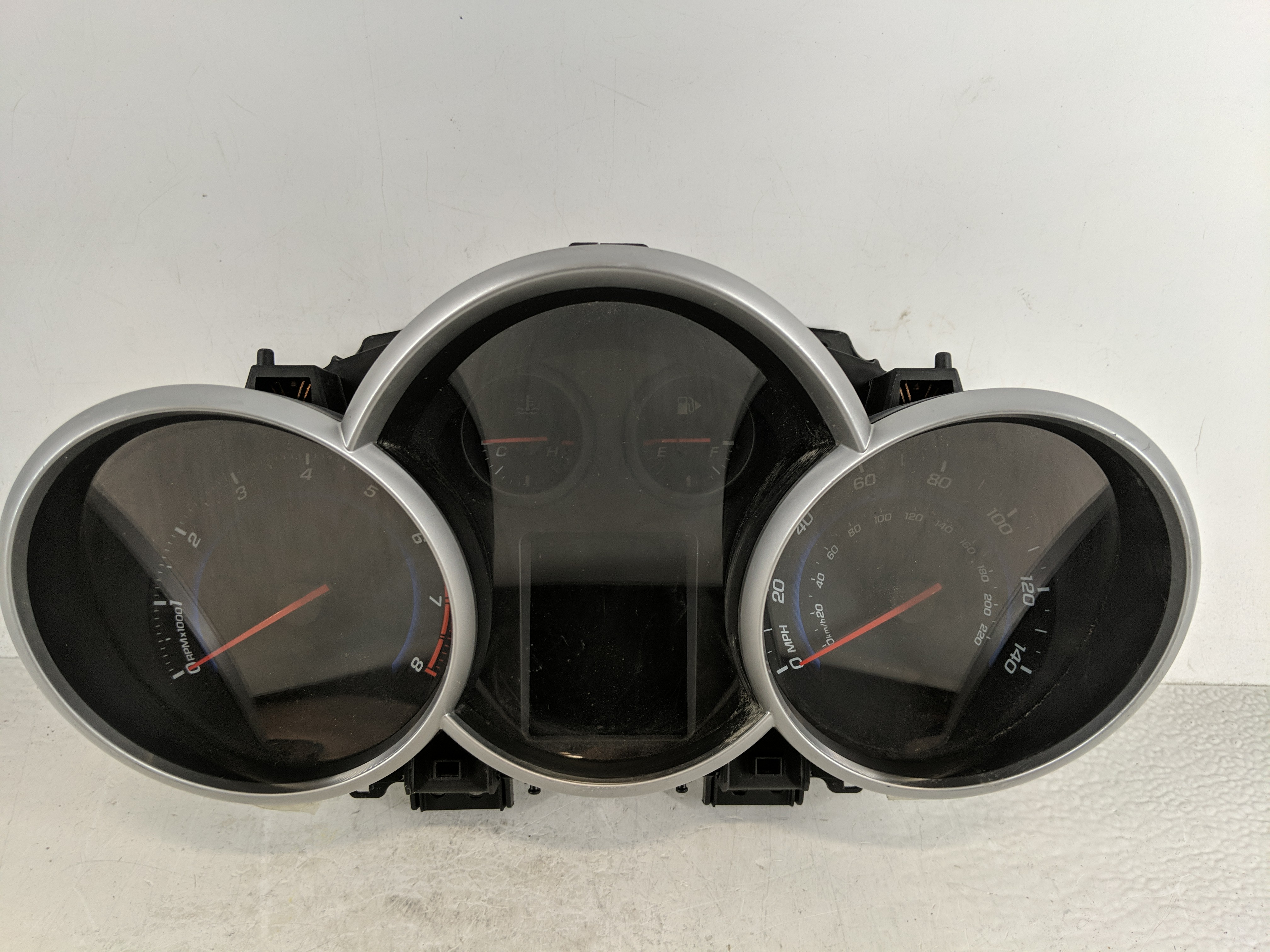 2012-2012 Chevrolet Cruze Speedometer Instrument Cluster Gauges 95940656 1187510 - Oemusedautoparts1.com