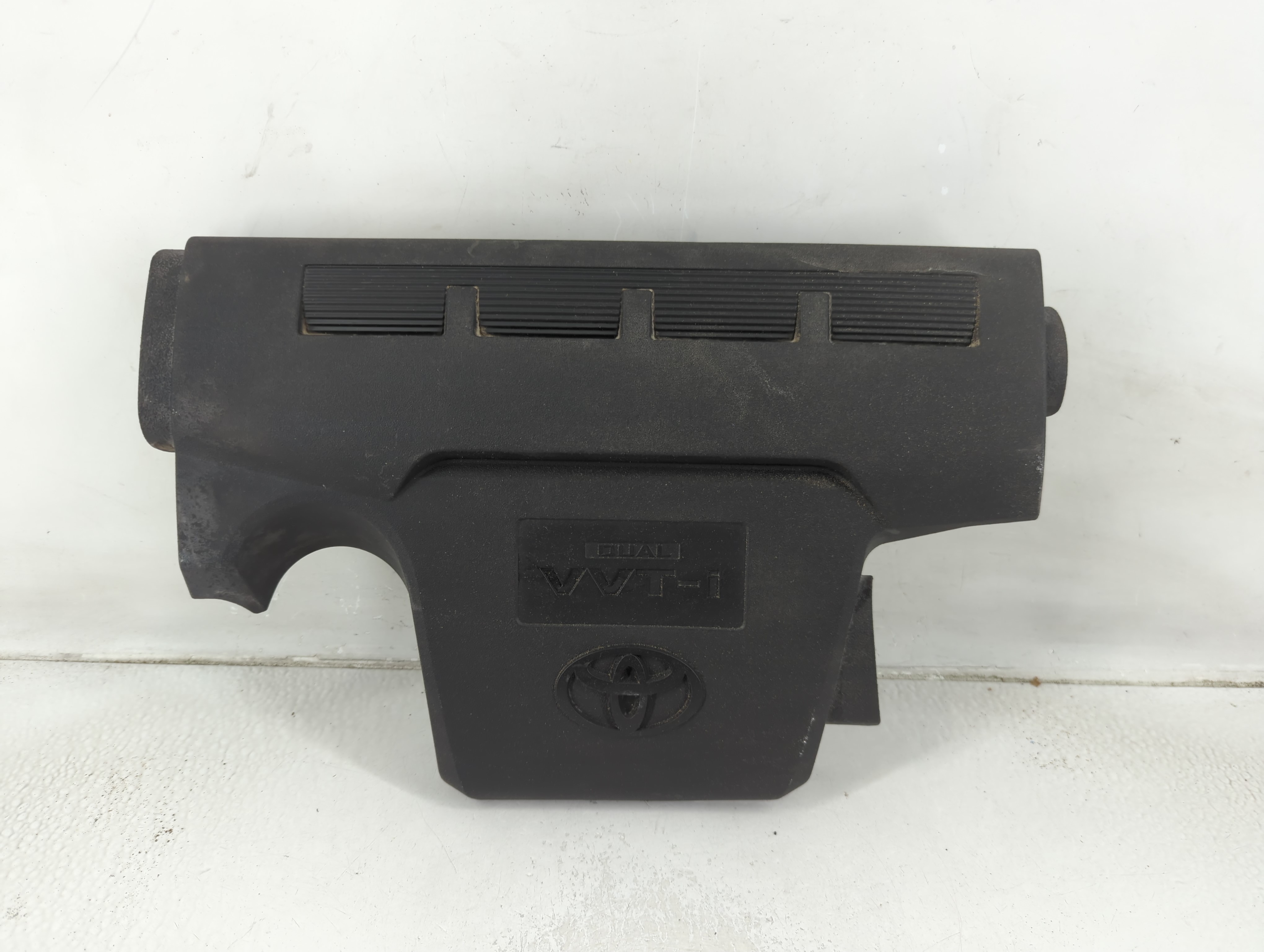Picture of 2016 Toyota Camry Engine Cover 1187521