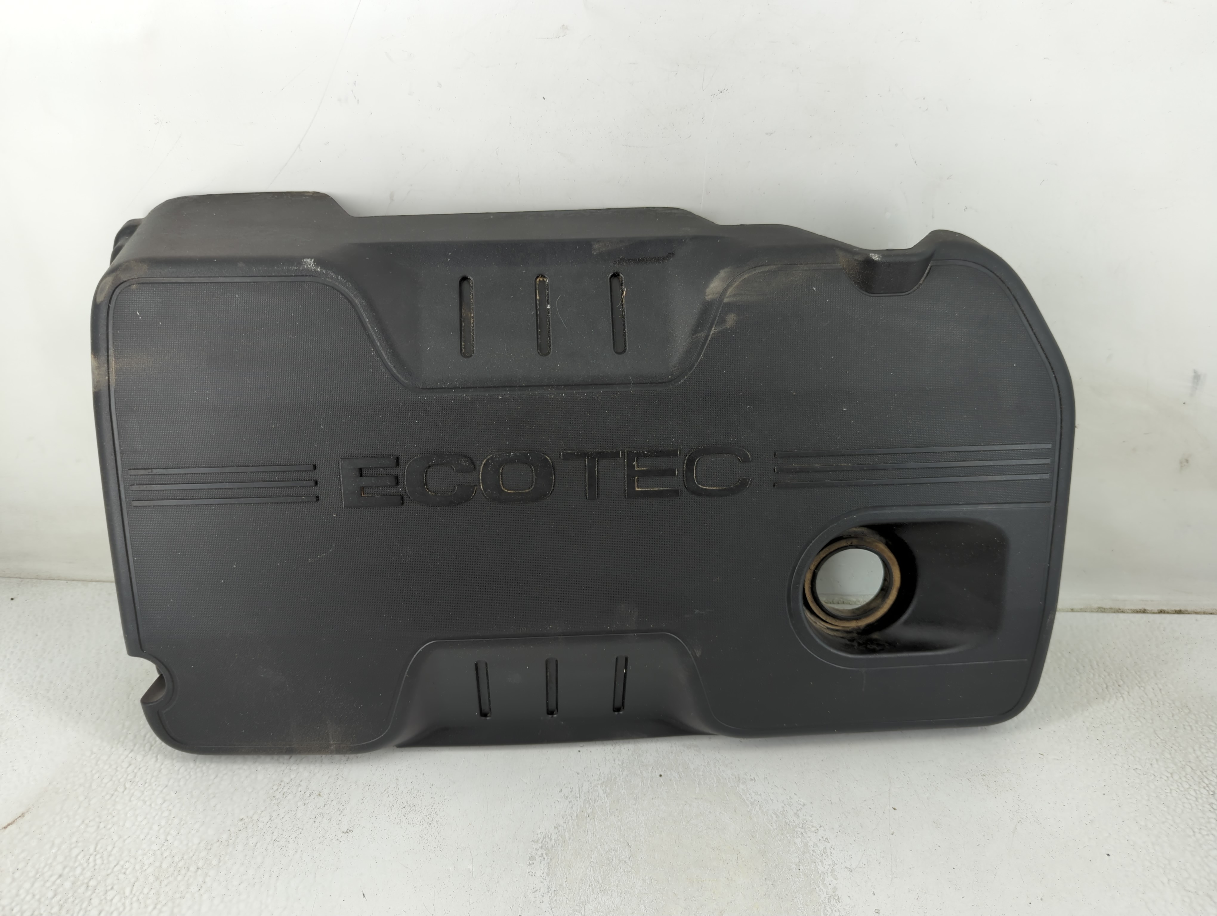 Picture of 2013 Buick Verano Engine Cover 1187544