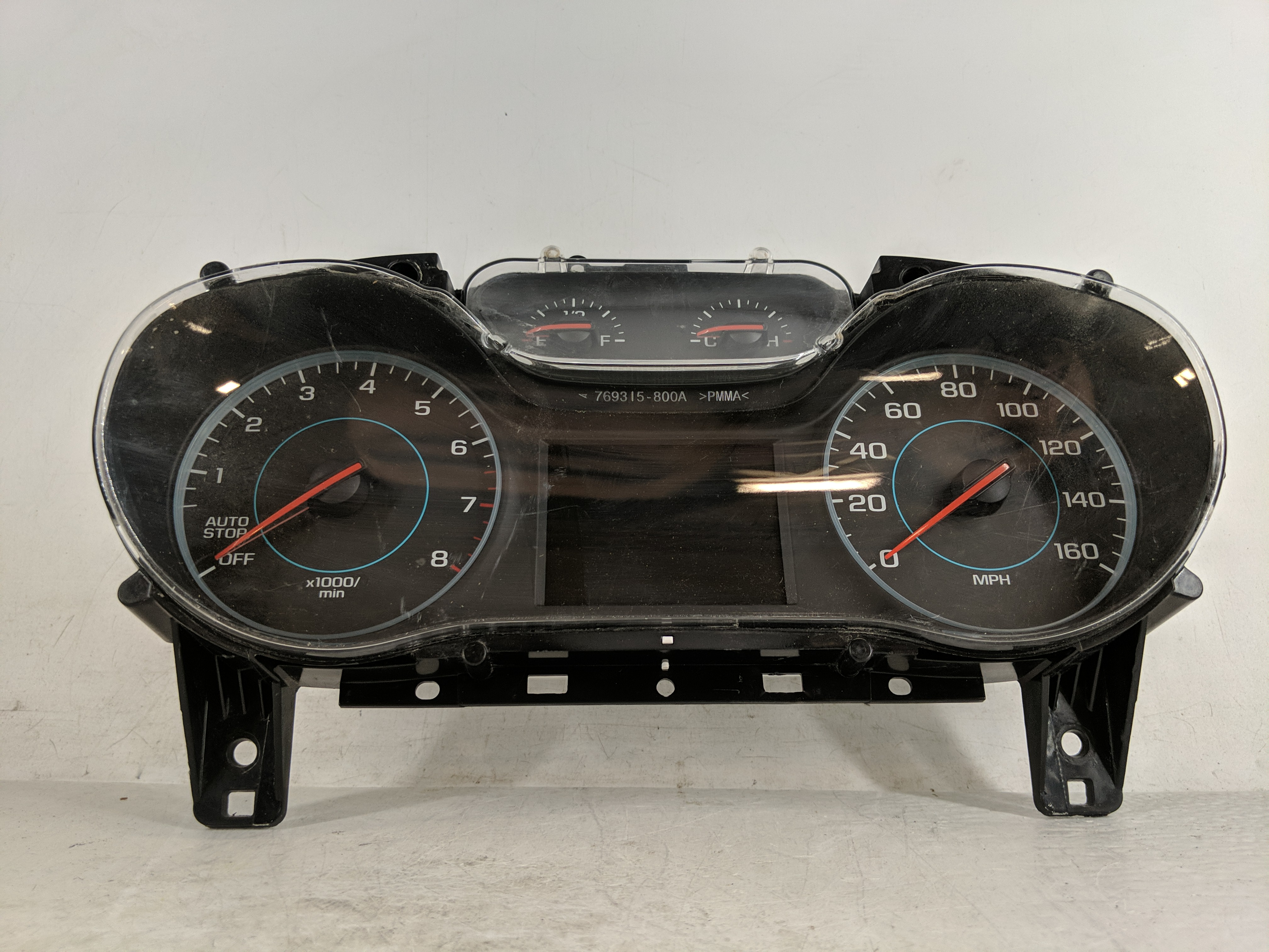 2017-2018 Chevrolet Cruze Speedometer Instrument Cluster Gauges 1187593 - Oemusedautoparts1.com