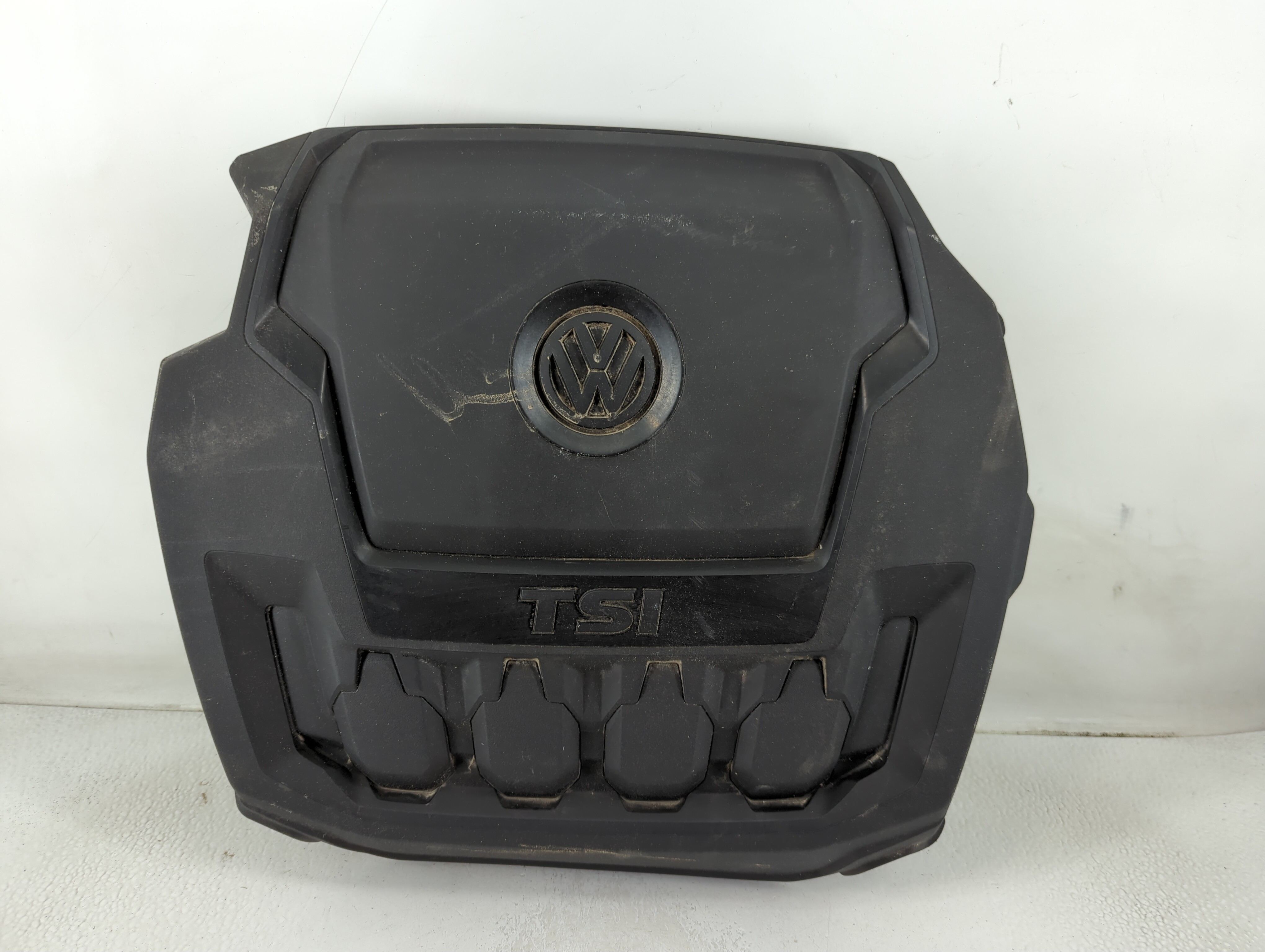 2021 Volkswagen Tiguan Engine Cover 1187614 - Oemusedautoparts1.com