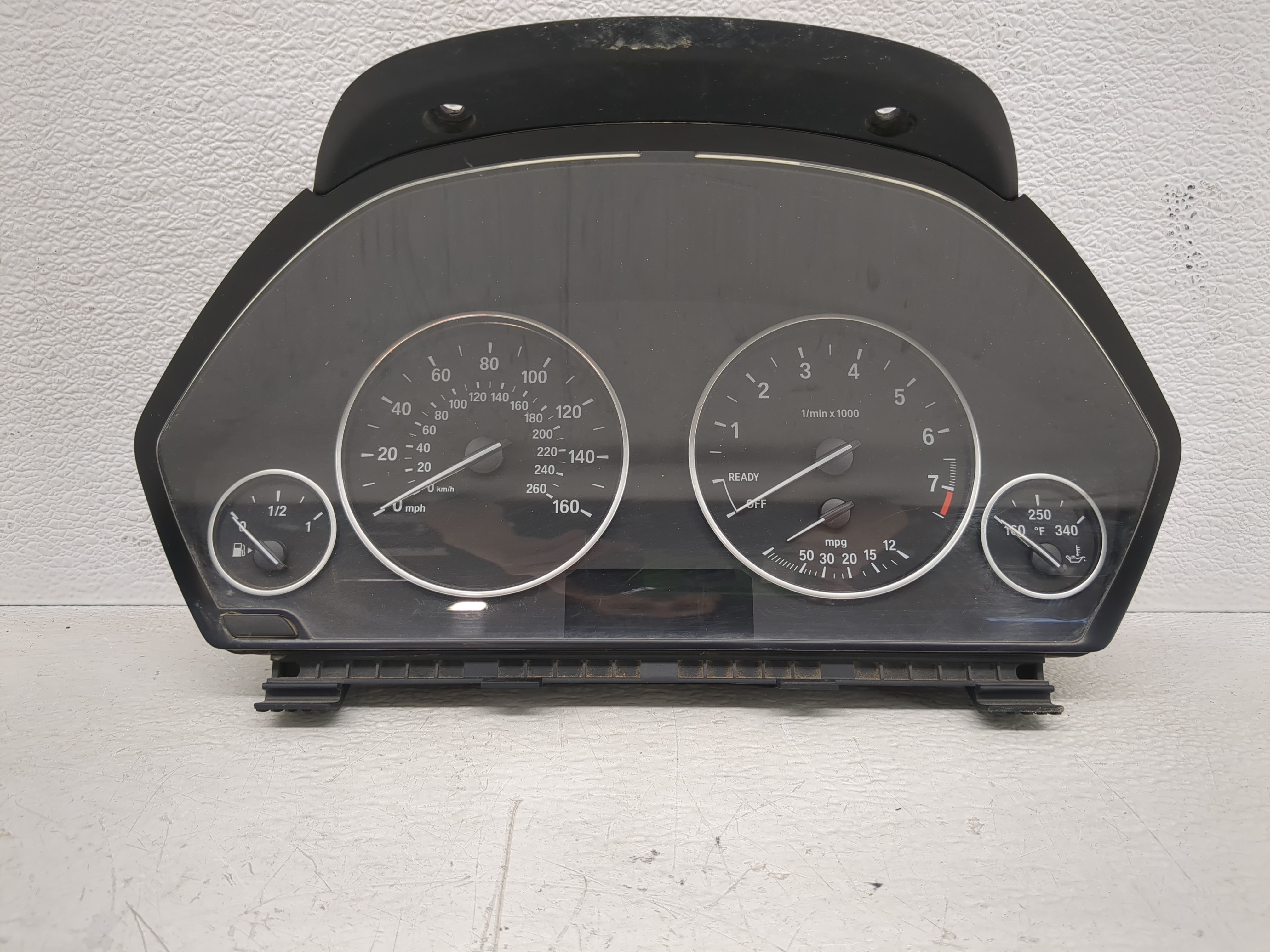 2015-2016 Bmw 320i Speedometer Instrument Cluster Gauges 1187621 - Oemusedautoparts1.com