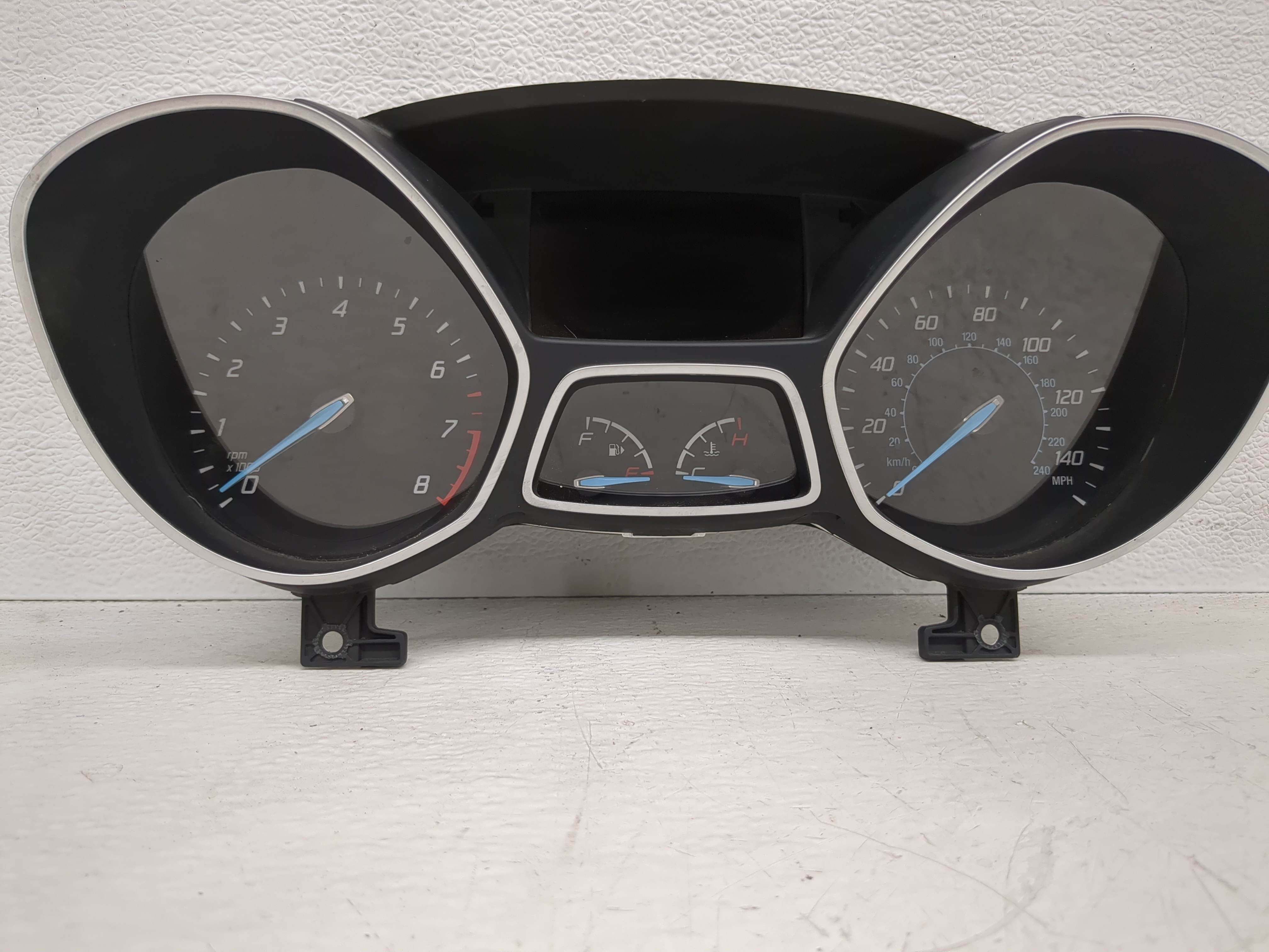 2016-2016 Ford Escape Speedometer Instrument Cluster Gauges 1187681 - Oemusedautoparts1.com