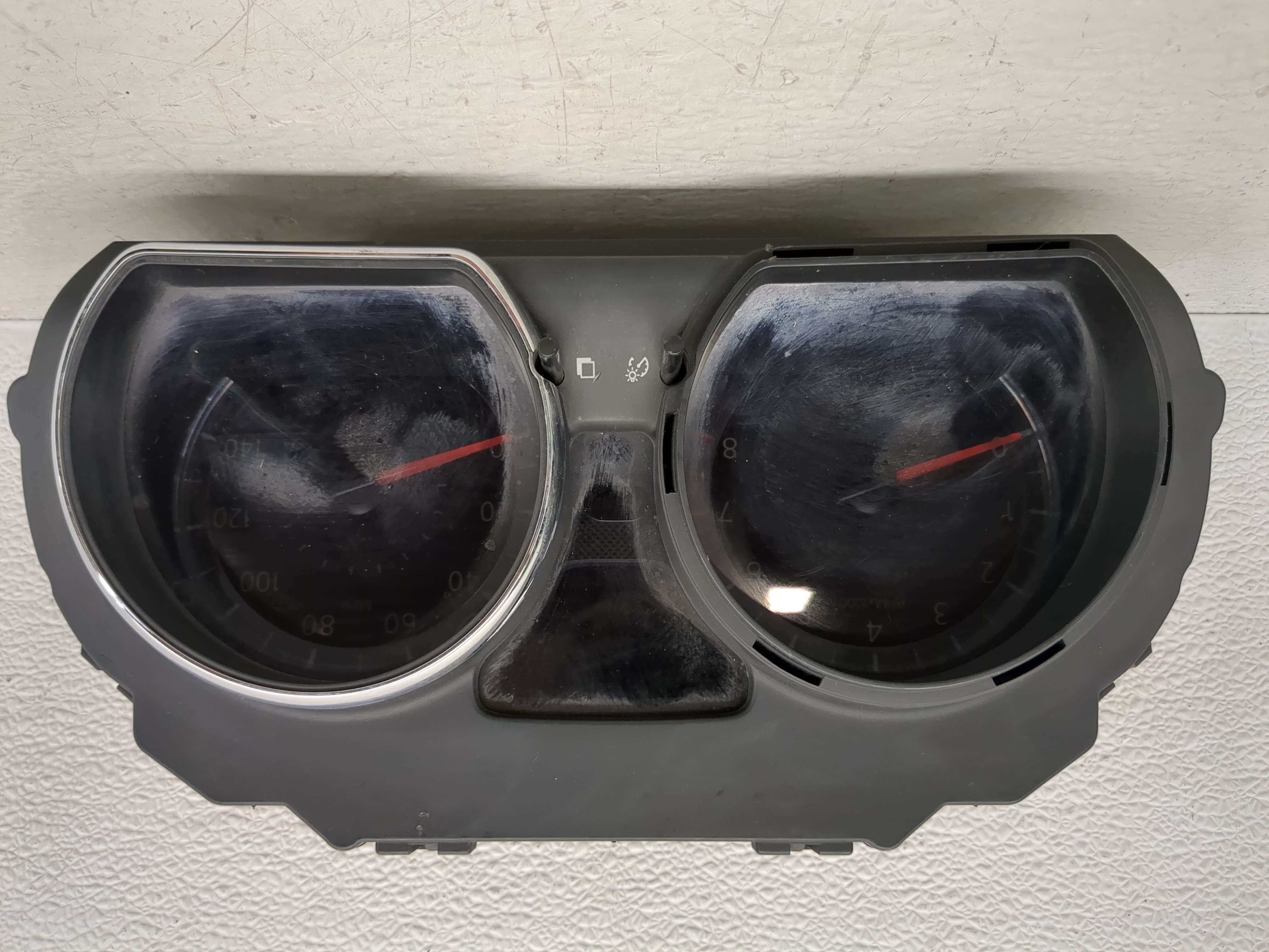 Picture of 2015-2018 Nissan Versa Speedometer Instrument Cluster Gauges 248109kk0a 1187732