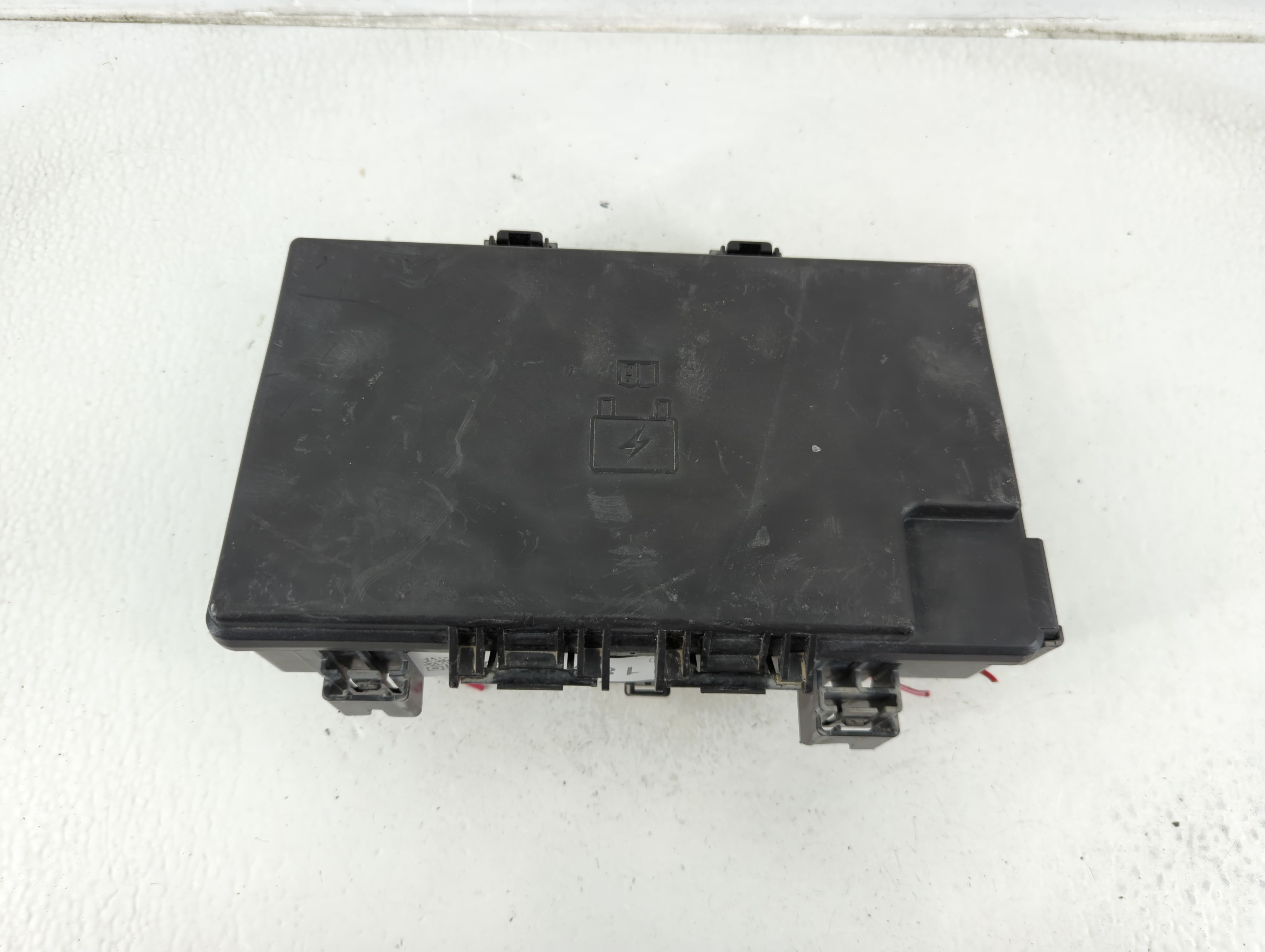 Picture of 2017 Dodge Ram 1500 Fusebox Fuse Box Relay Module 1187749