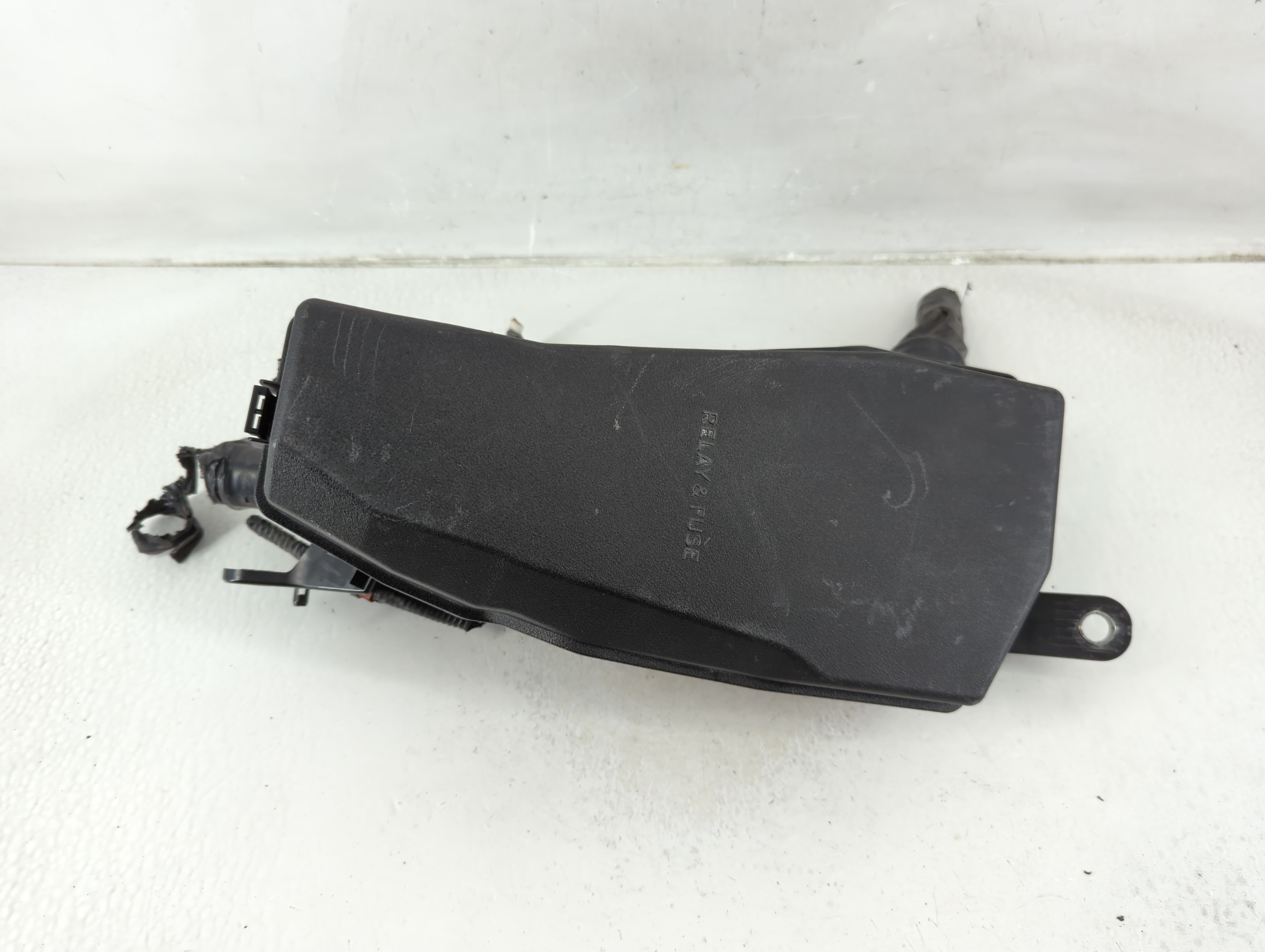 2018-2022 Toyota Camry Fusebox Fuse Box Relay Module 82620-33130 1187750 - Oemusedautoparts1.com